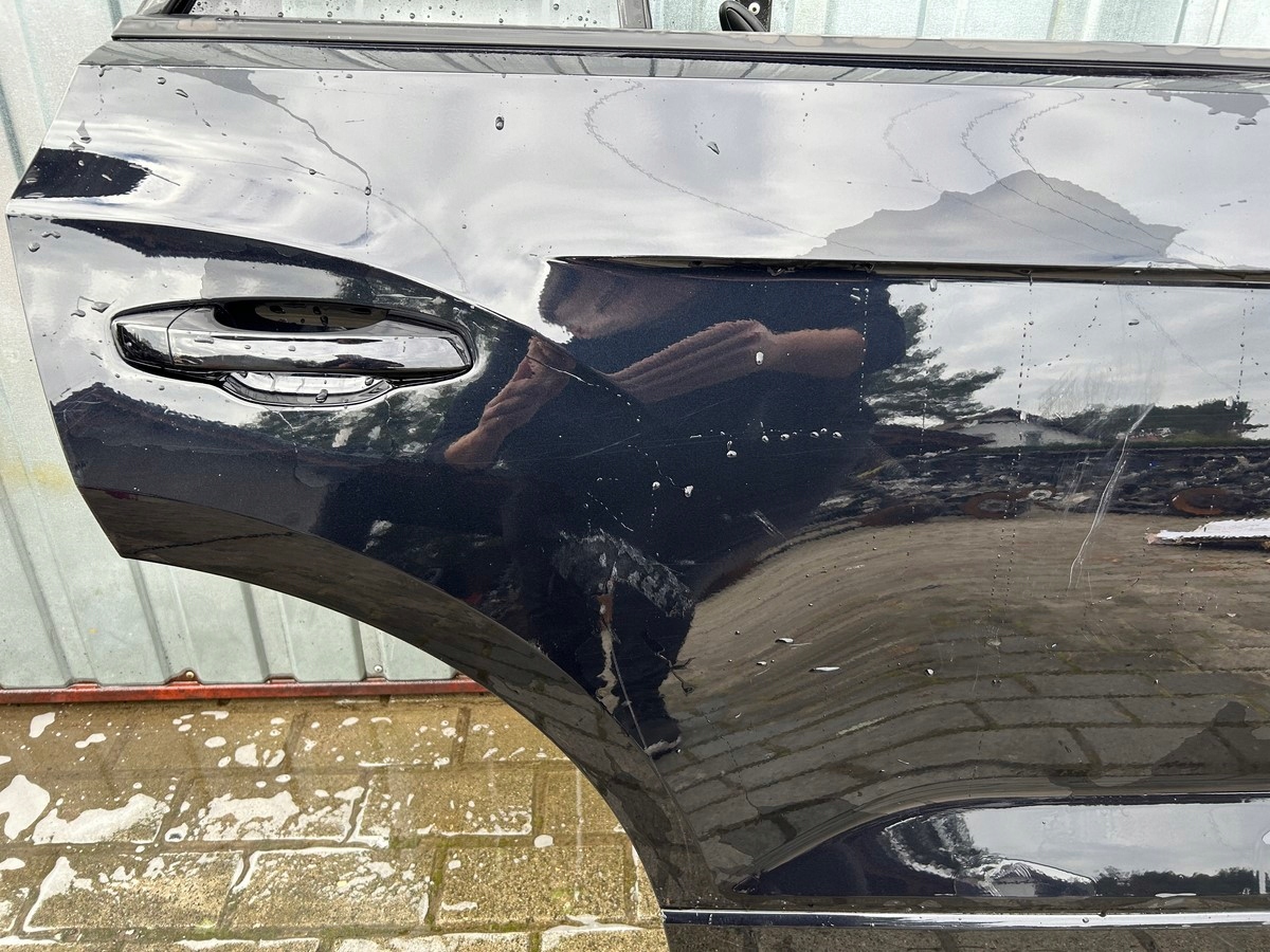 VW T-ROC LIFT 2023 DRZWI PRAWE TYŁ TYLNE KOMPLETNE Producent części Volkswagen OE