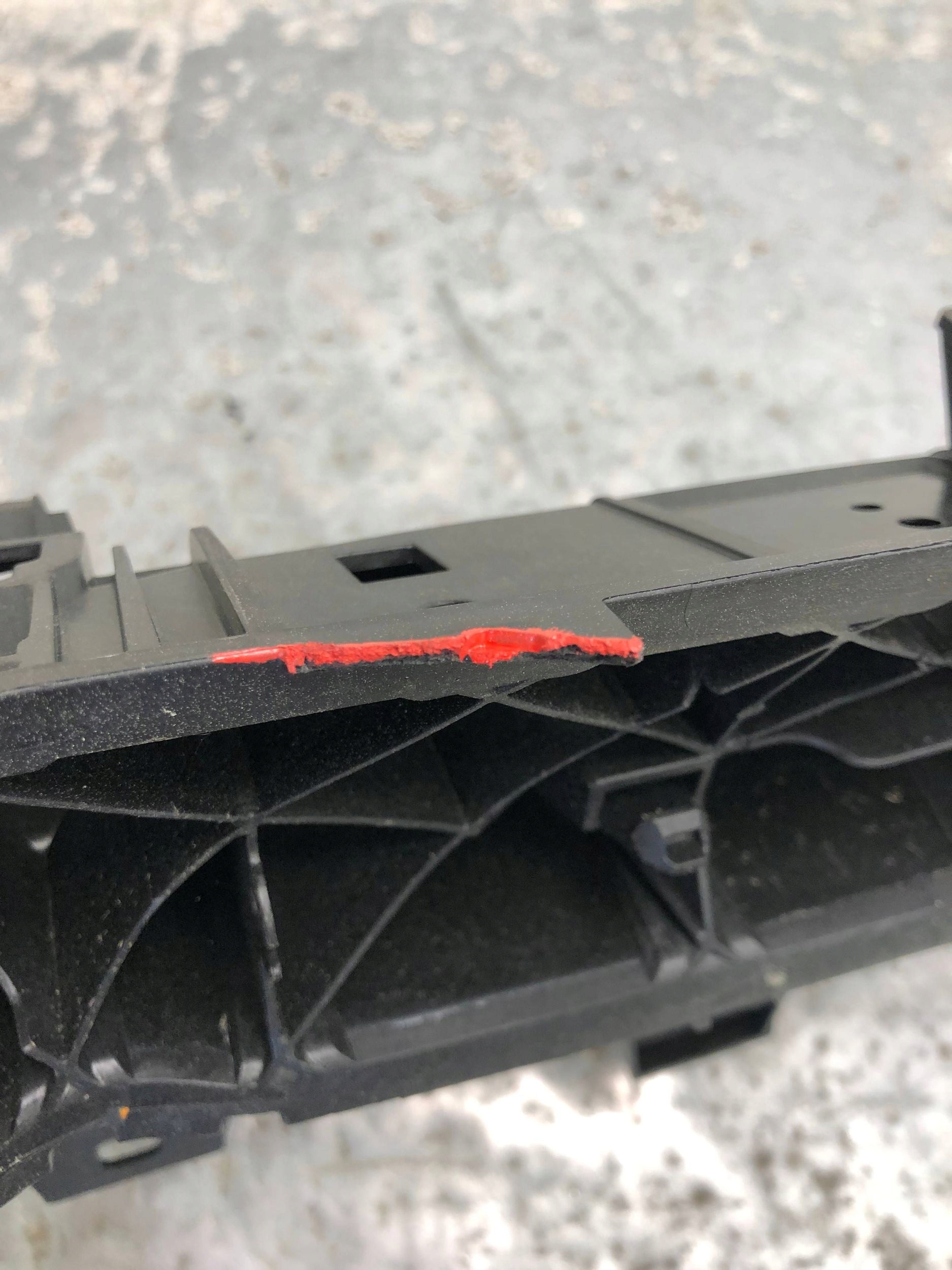 wall support of the front VW ID.3 10A805563E