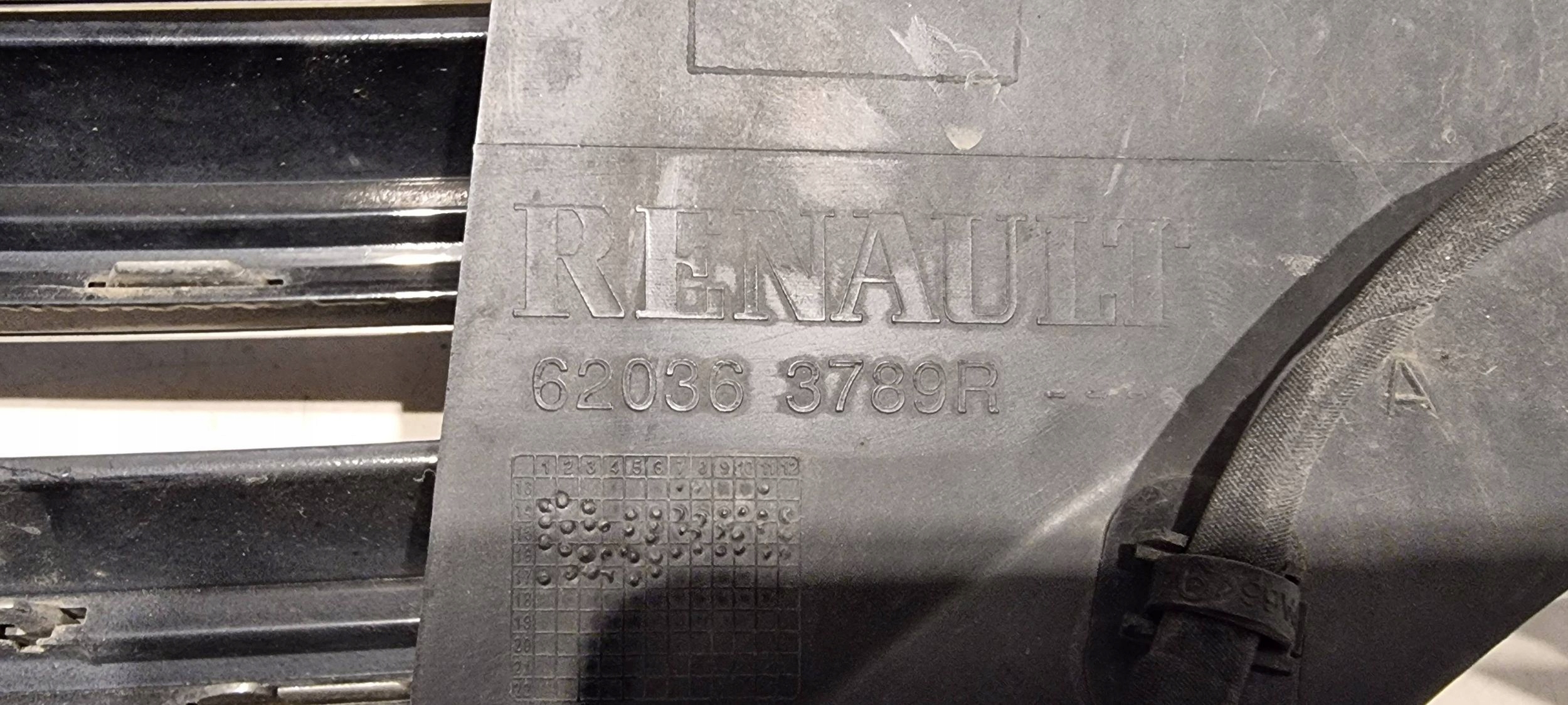 Renault Espace RHN Kühlergrill FRONTGRILL Kühlergitter 620303769R - Thumbnail 6