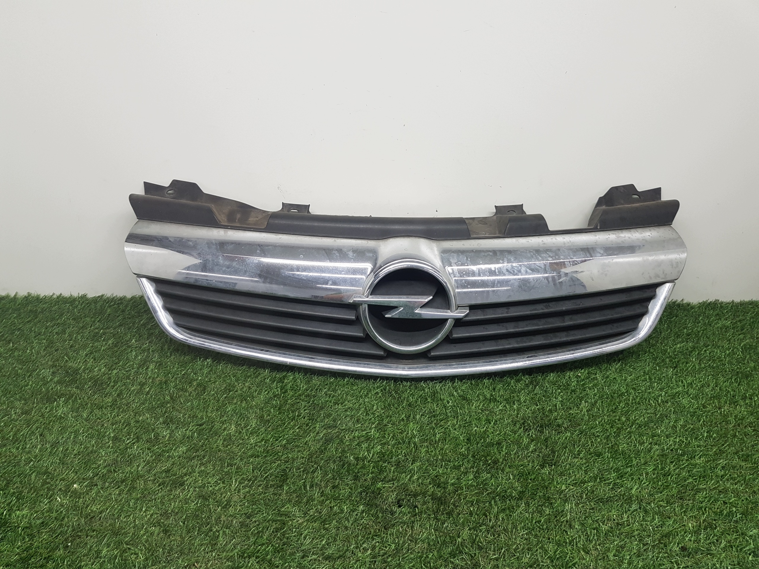 grill grill OPEL ZAFIRA B