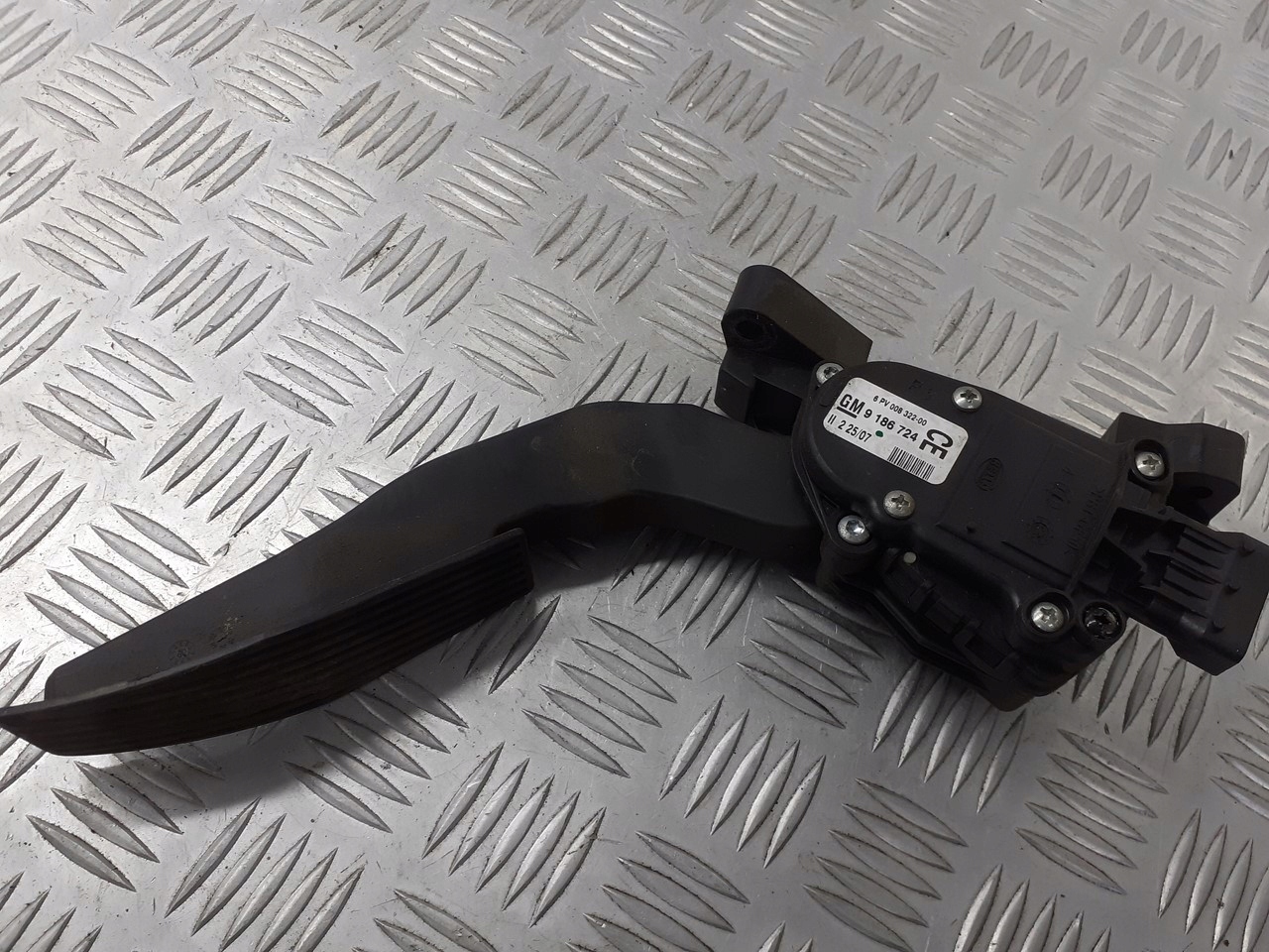 POTENCJOMETR PEDAŁ OPEL VECTRA C 1.8 9186724