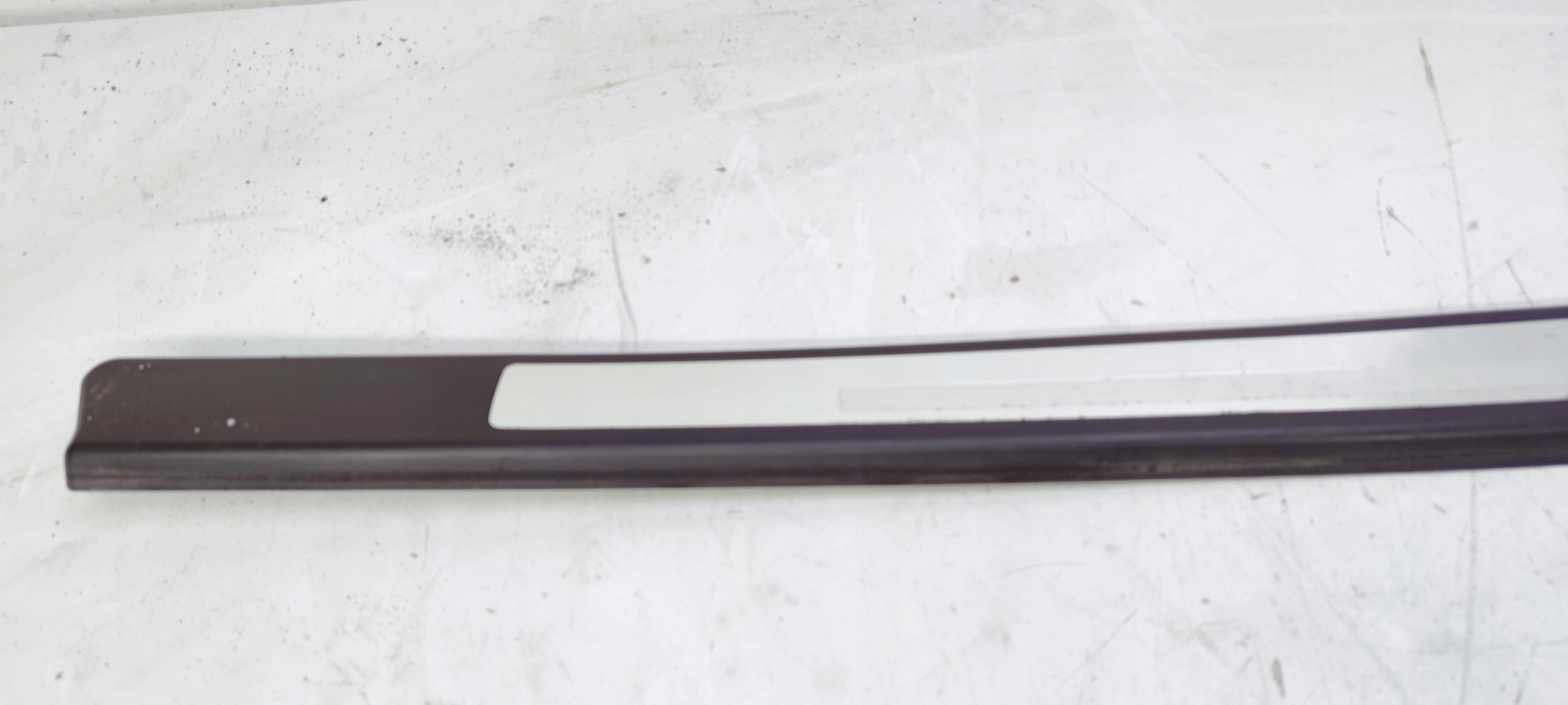 moulding threshold left S LINE AUDI A3 8P 8P3853491E