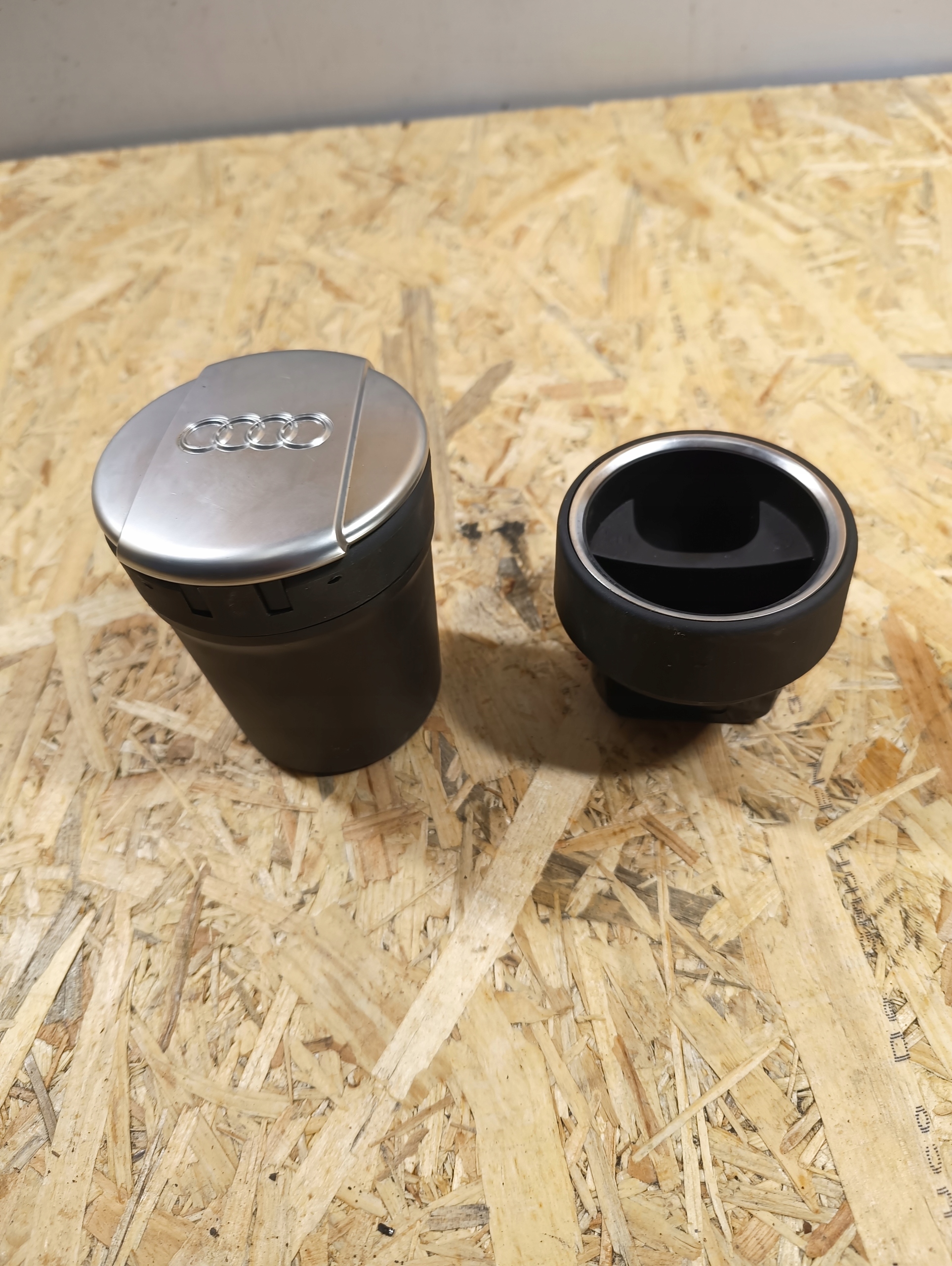 Cendrier CHROM AUDI 8x0864575A