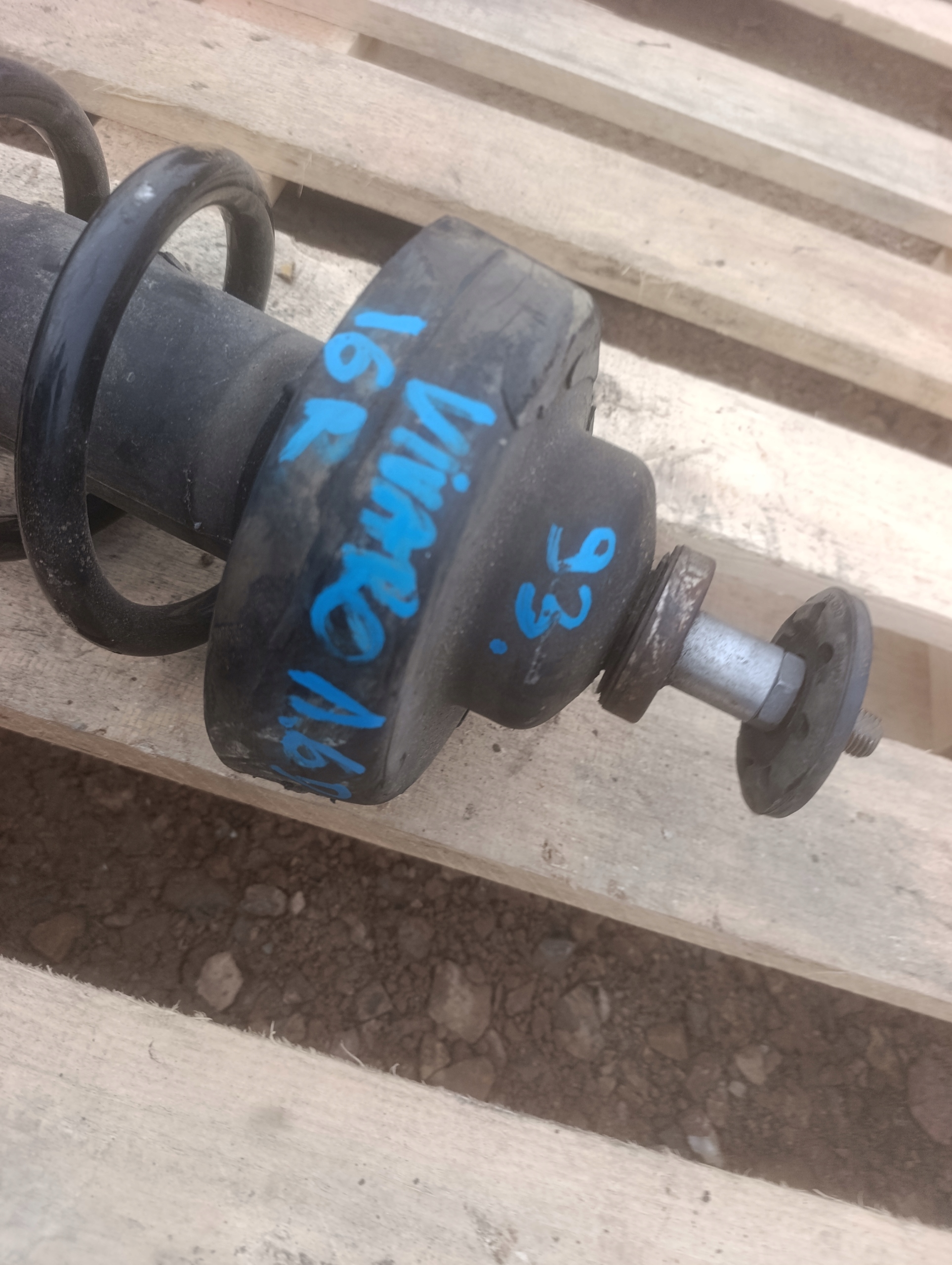 McPherson shock absorber front OPEL VIVARO B 1.6 CDTI
