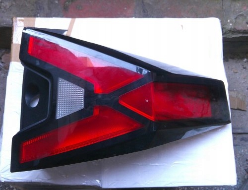 DACIA DUSTER III 2024+ LAMPA PRAWA TYLNA ORYGINAŁ