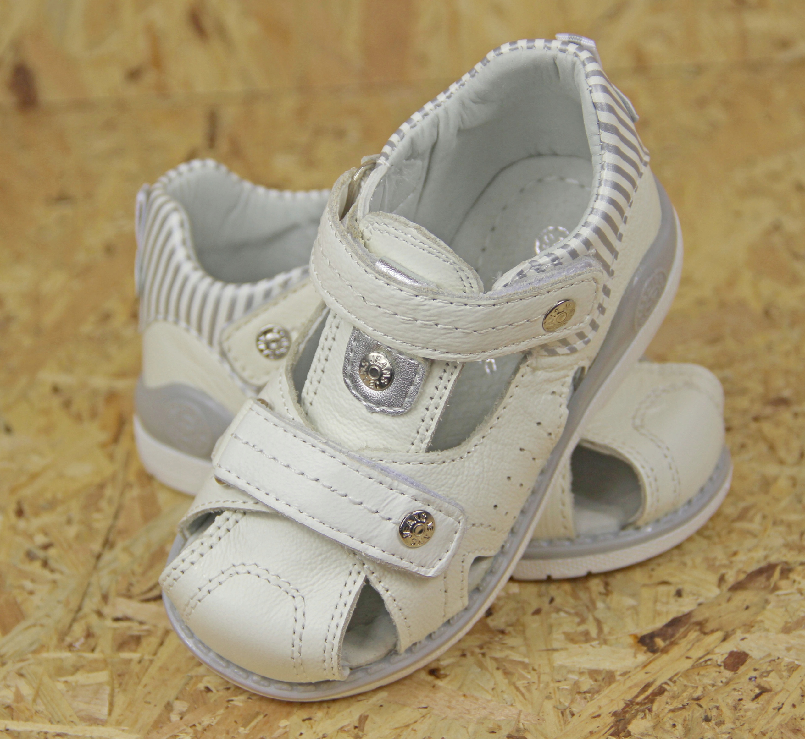 Sandałki CLIBEE r.25/16cm 100% skóra nat. ECRU Rozmiar 25