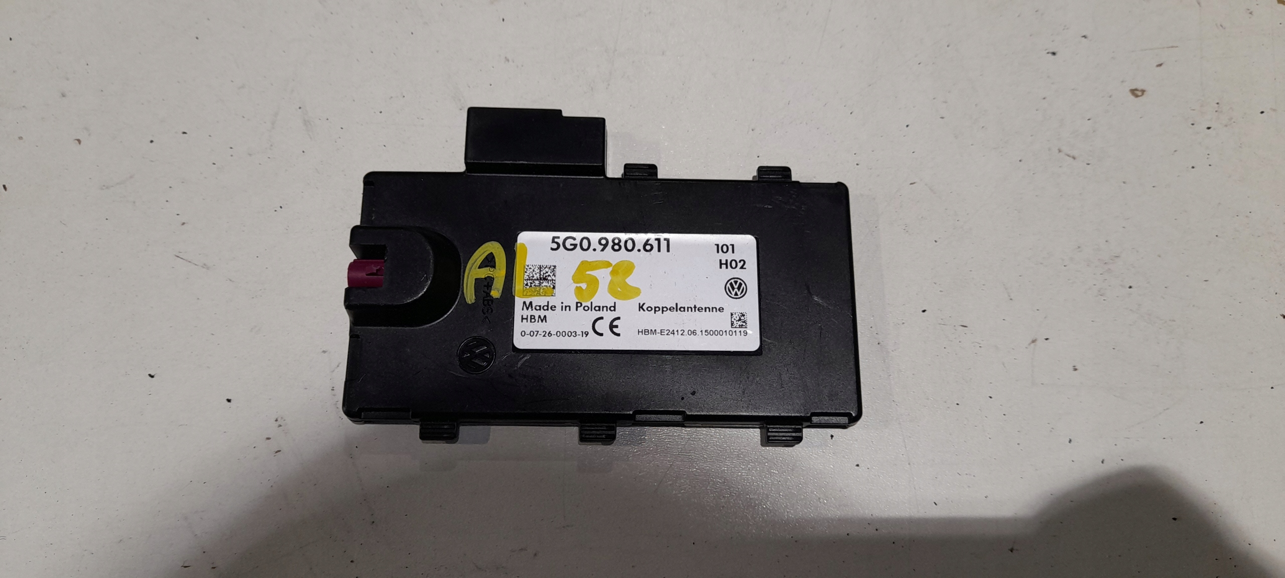 antenna amplifier VW T6 GOLF VII ORYG 5G0980611