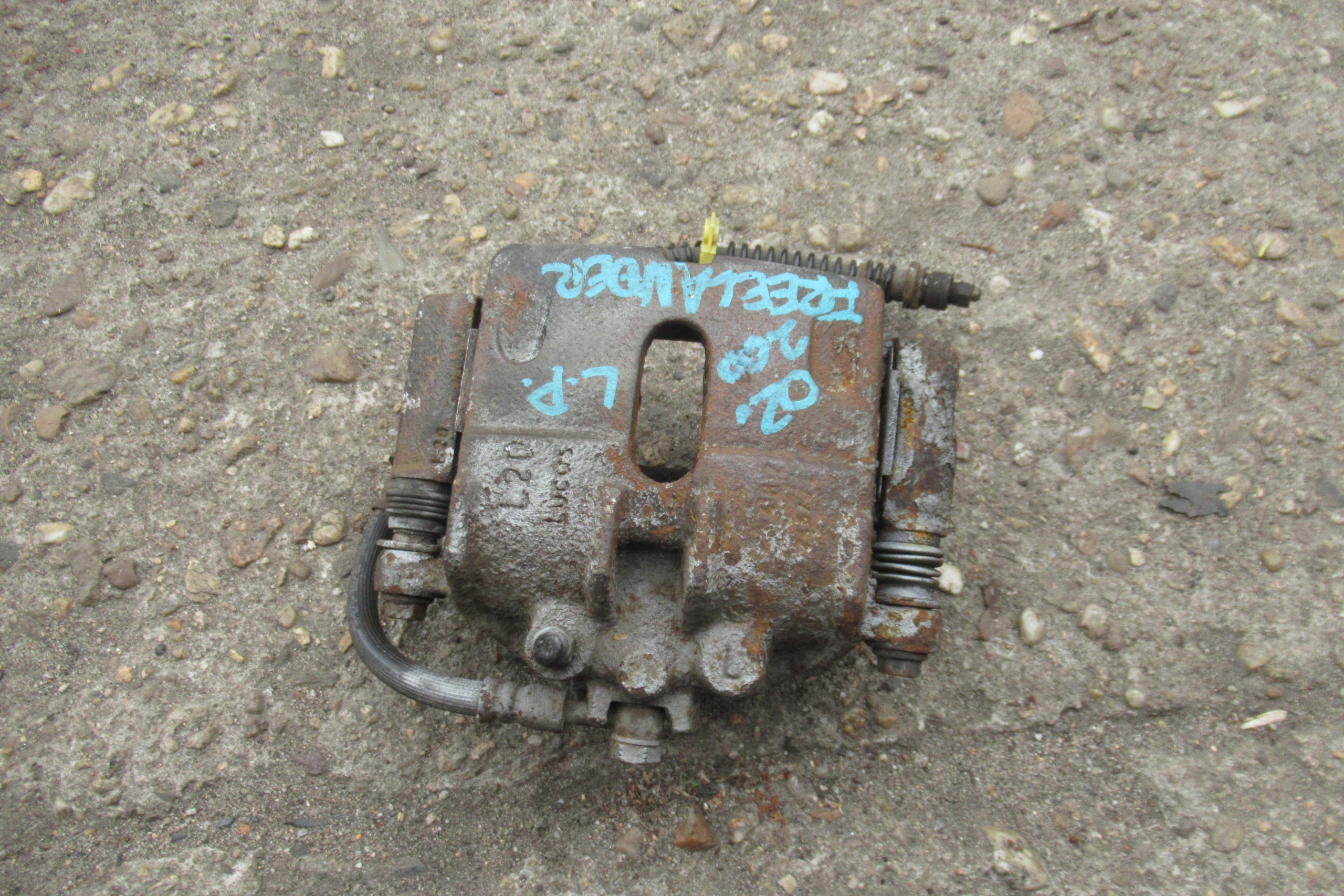 LAND ROVER FREELANDER 02R 2.0 D caliper left front