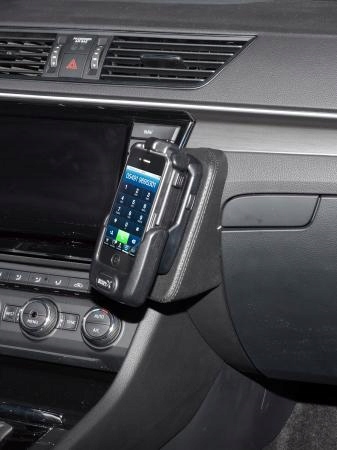 Konsola Kuda pod telefon do Skoda Superb od 2015