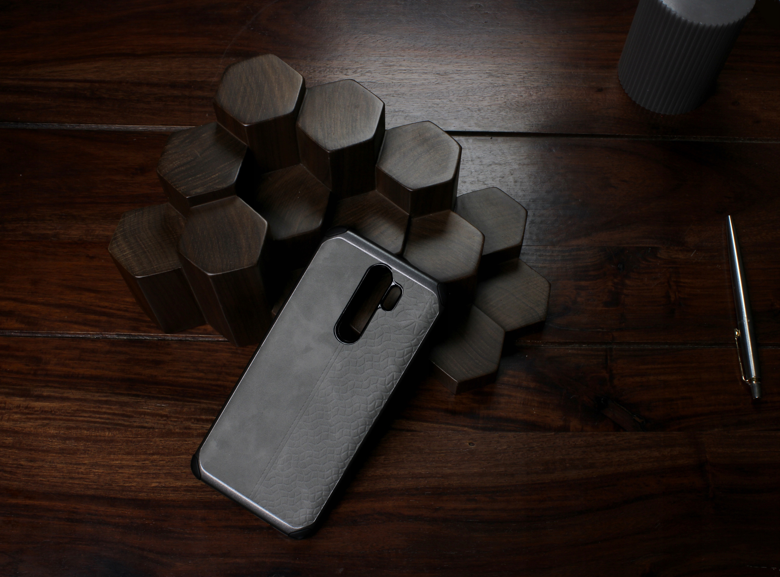 

Etui Ze Skóry Luxurious Do Iphone 7 8 Szary