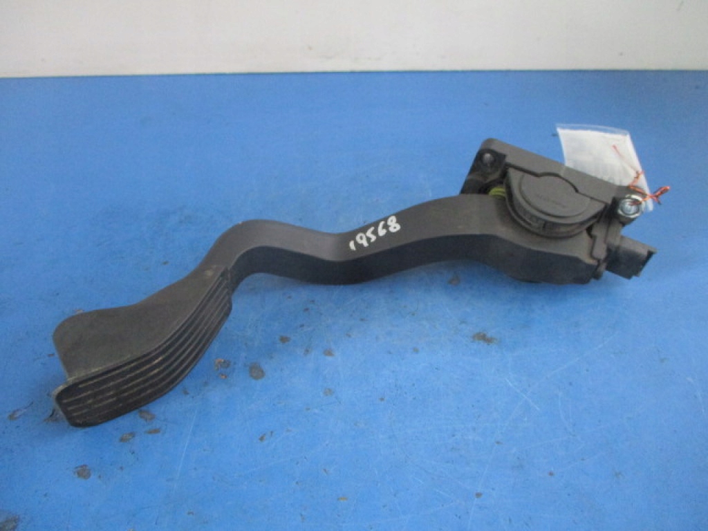 CITROEN C2 I 1 1.4HDi PEDAŁ POTENCJOMETR GAZU 9646702180