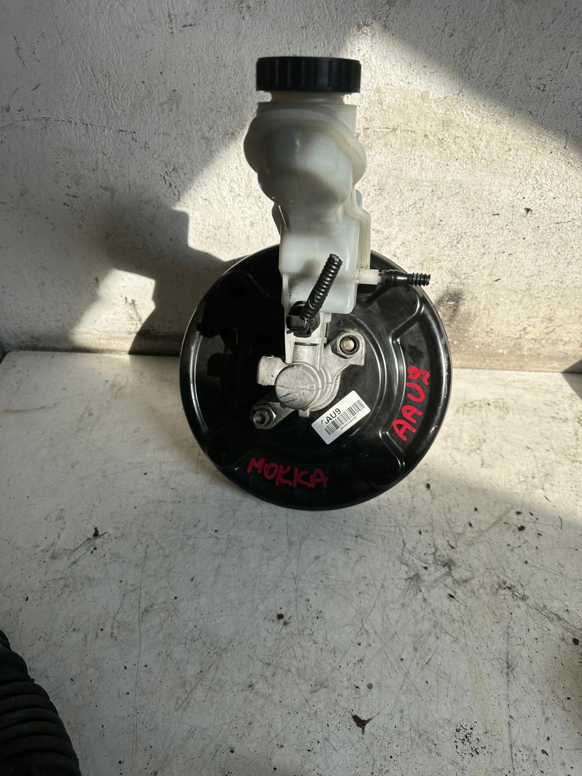 OPEL MOKKA SERWO POMPA HAMULCOWA AAU9