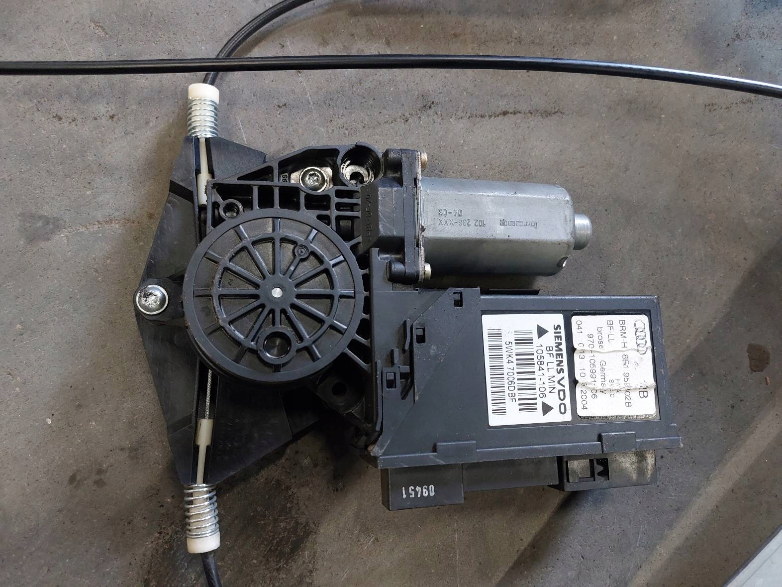 mechanism window regulator door right front AUDI A4 B6 8E0837630