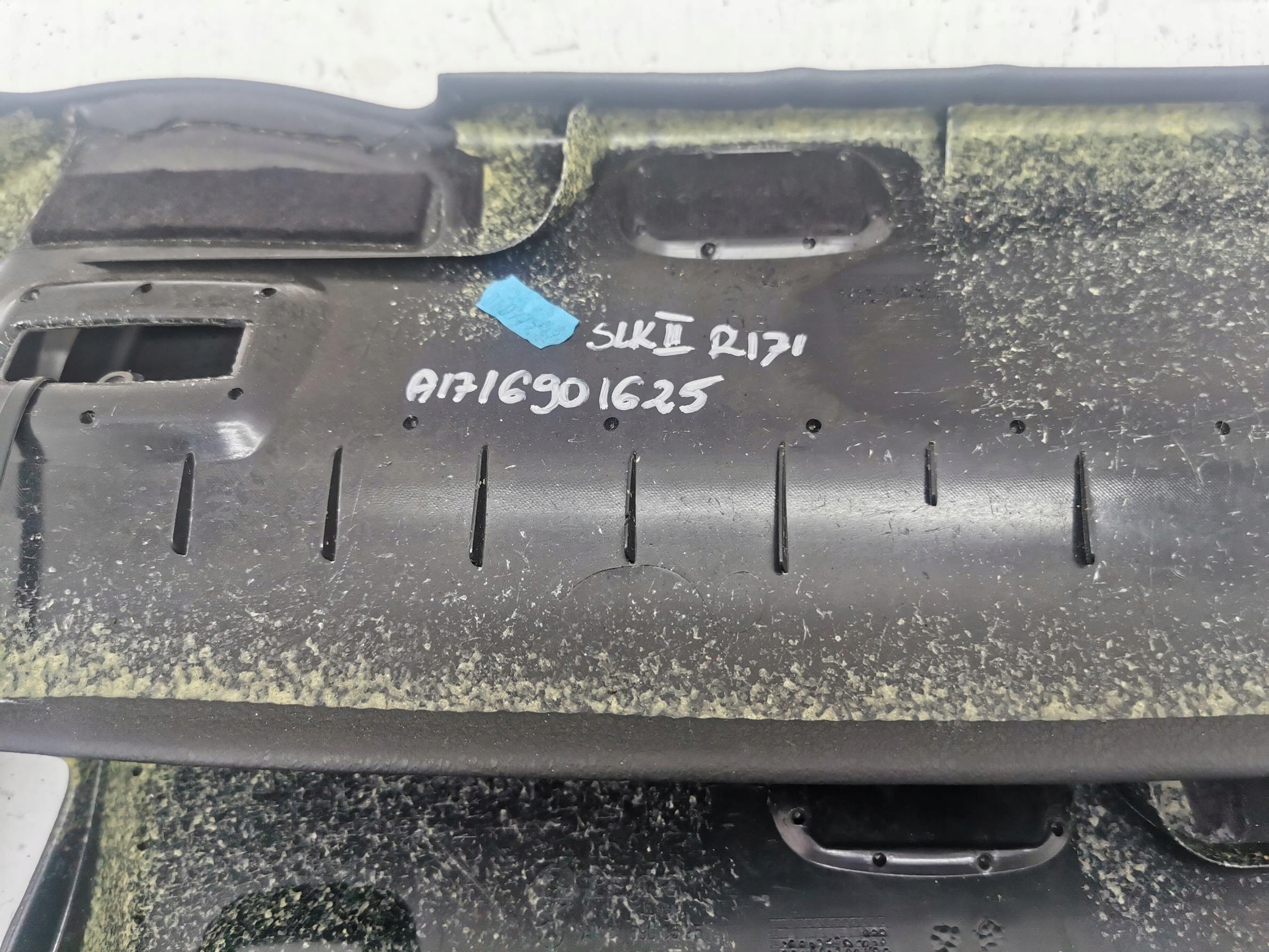cover SLUPKA right left MERCEDES SLK II R171