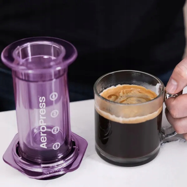 AEROPRESS CLEAR PURPLE ZAPARZACZ DO KAWY FIOLETOWY Z 50 FILTRAMI Marka AeroPress