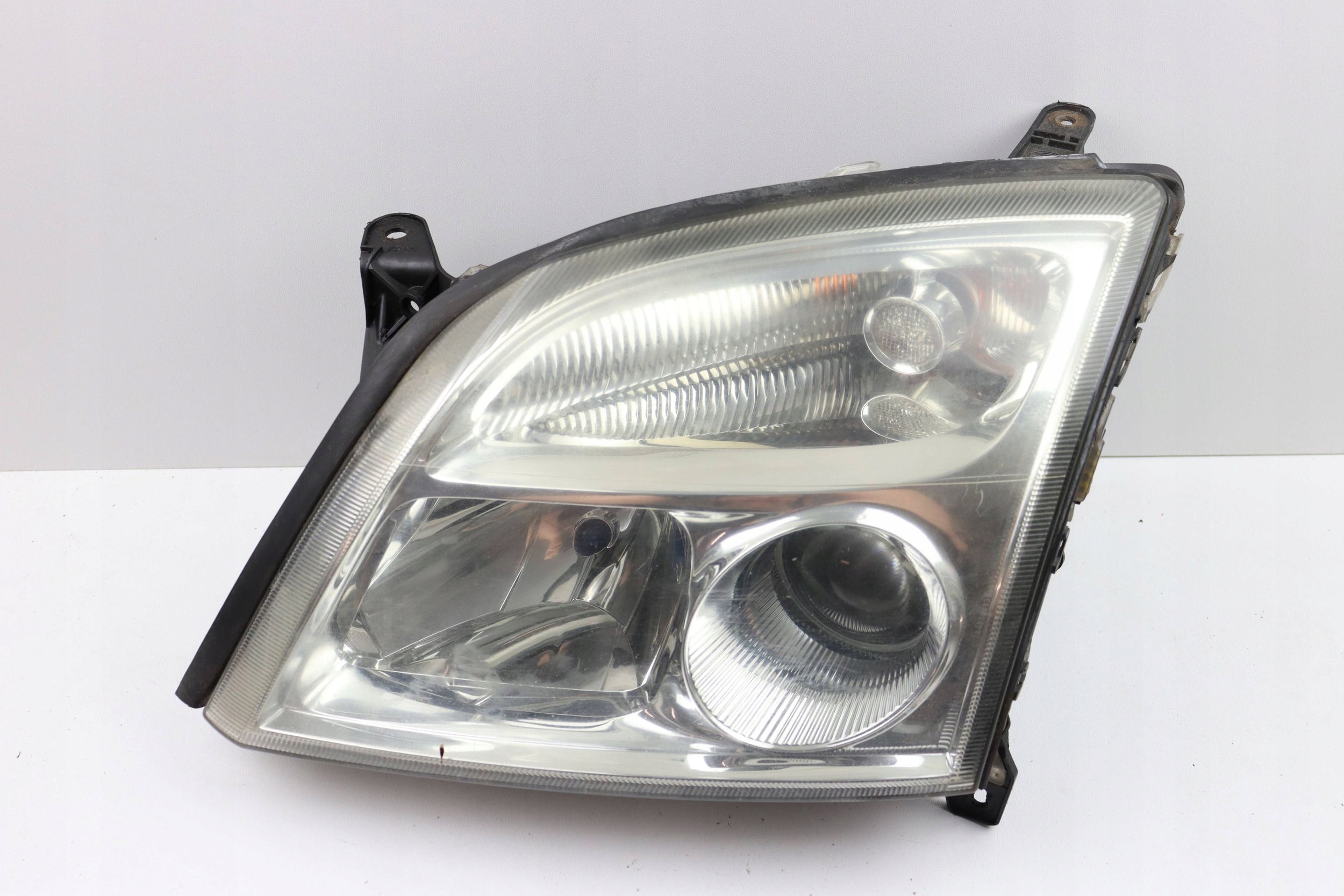 OPEL VECTRA C light front left front EUROPA XENON 15588700 OPIS