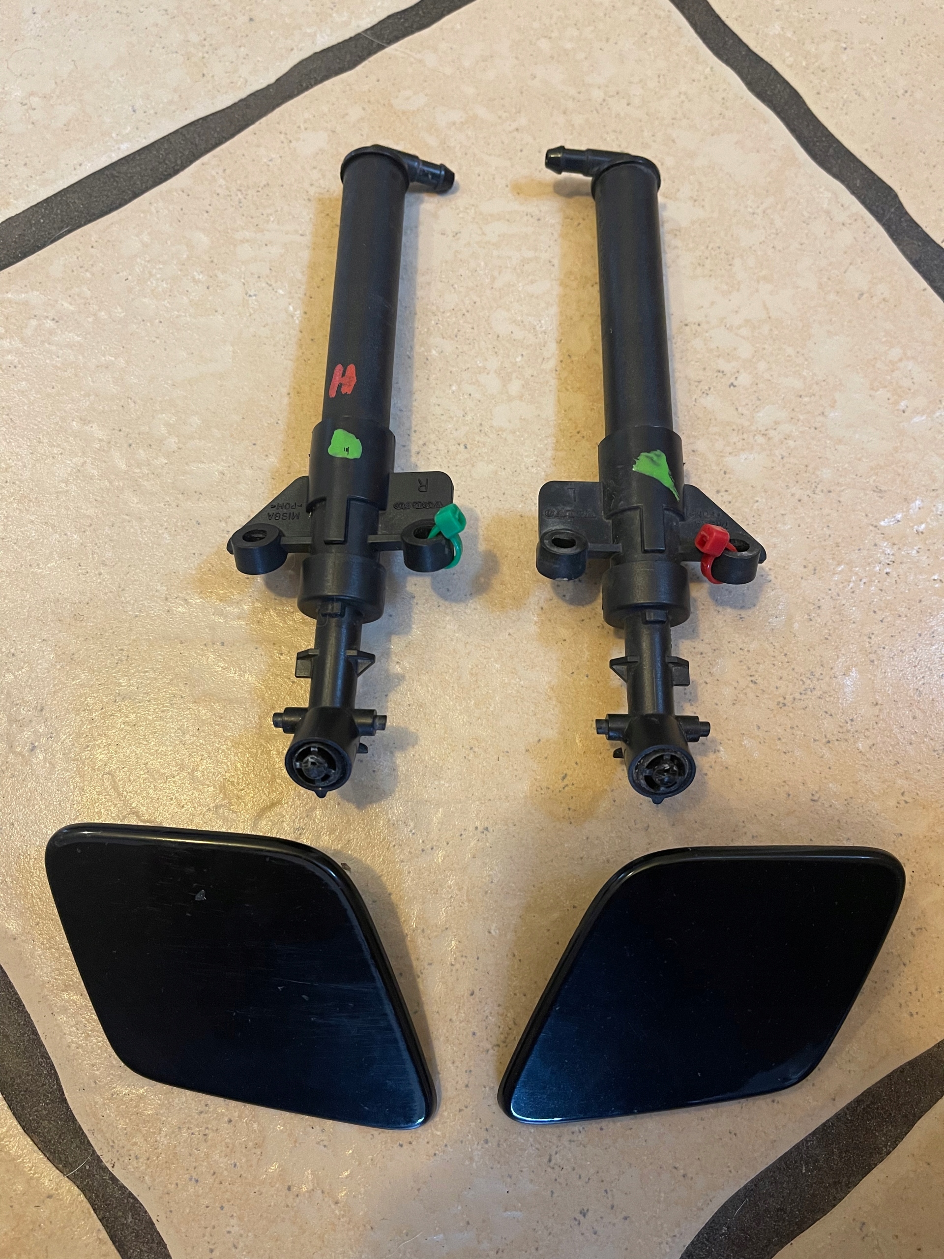 Volvo V40 шайба лампы оригинал