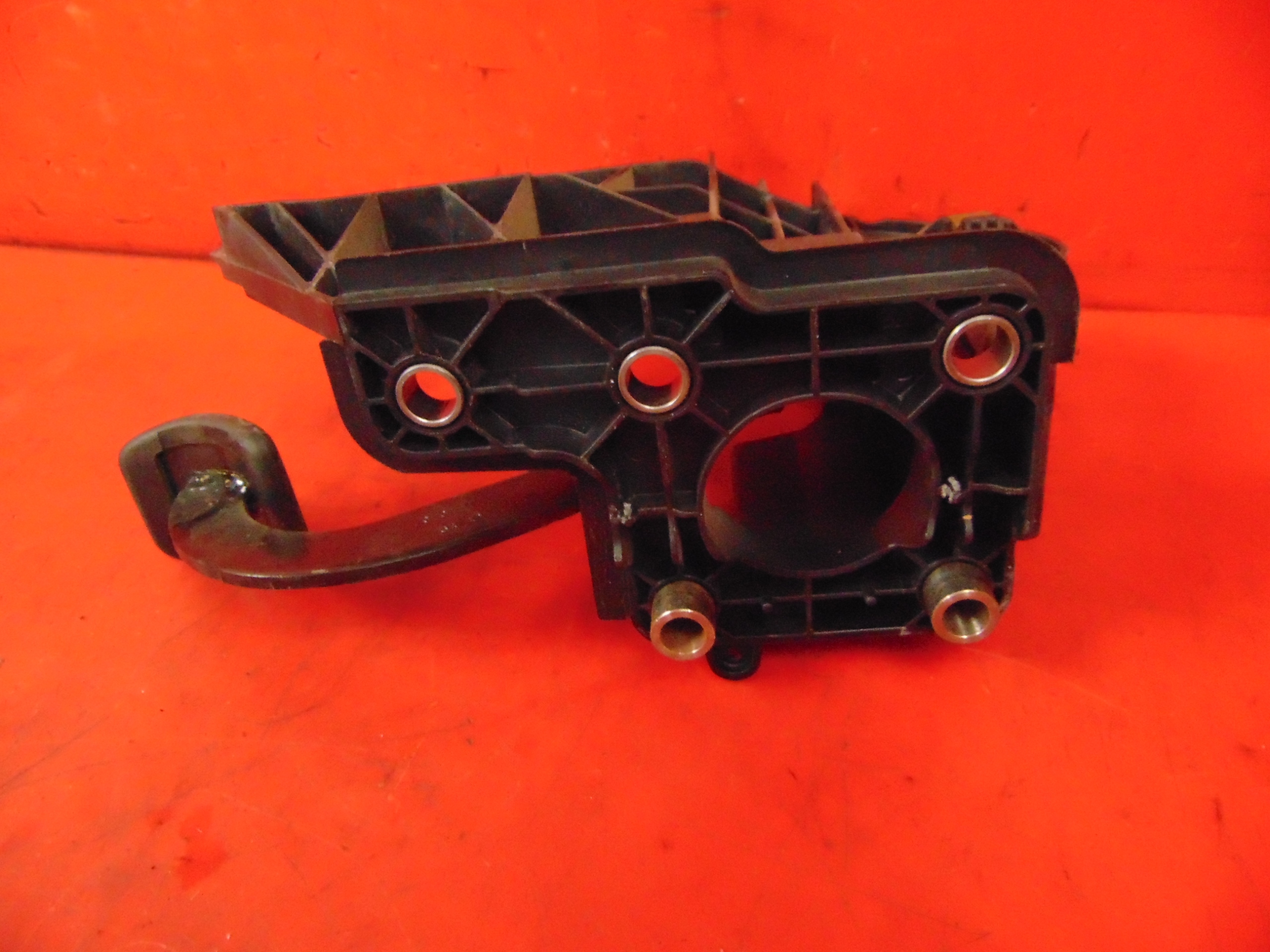 OPEL MOVANO B MASTER III PEDAL KOČNICE DRŽAČ