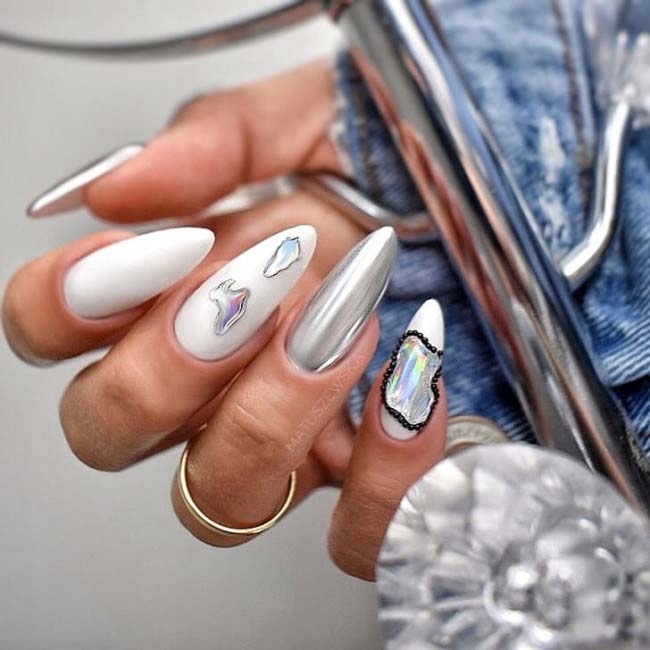 Pyłek Mirror Effect do Zdobień Paznokci Efekt Lustra Srebrny Rodzaj Pyłek