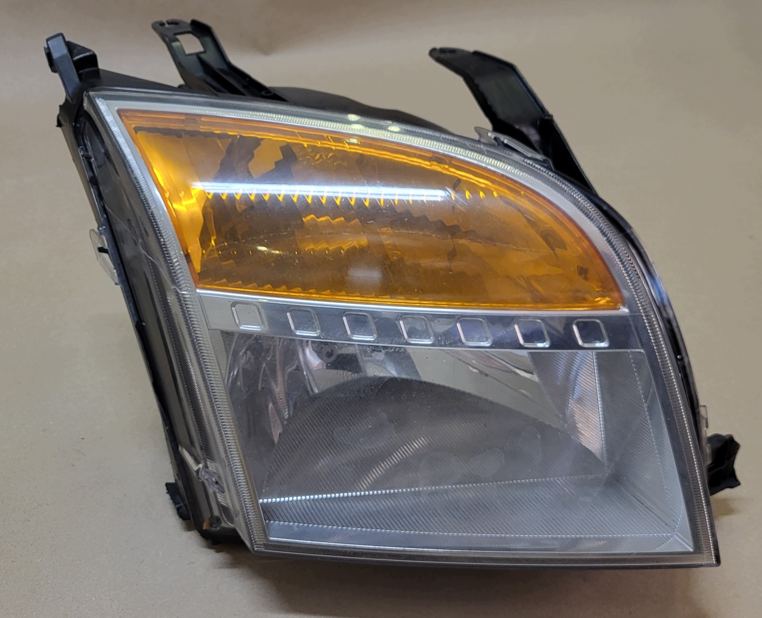 light REFLEKTOR right front FORD FUSION and 1 OE