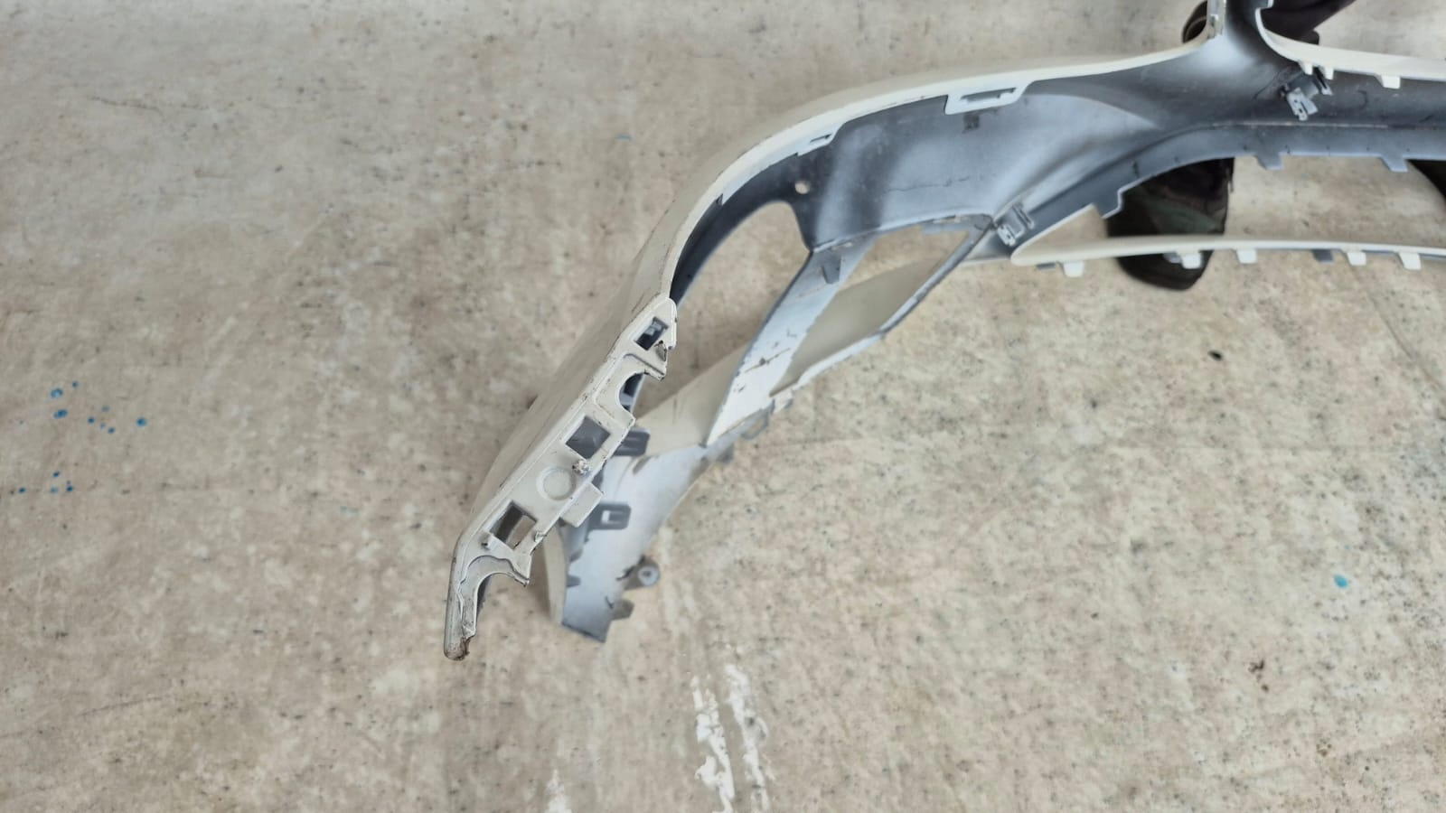 MERCEDES C-KLASA W205 AMG LIFT 18-21 bumper front front PDC