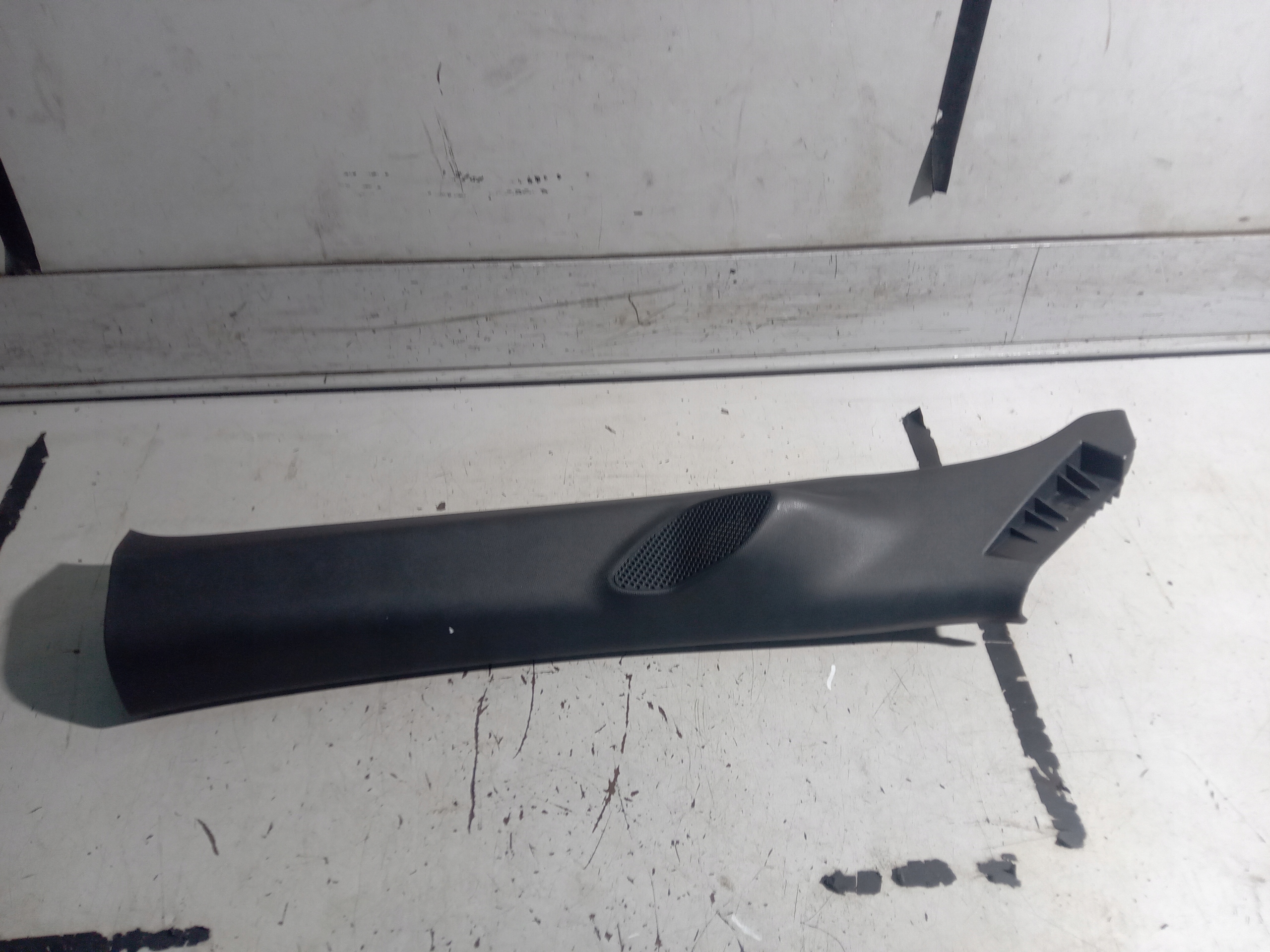 OPEL CORSA F КРЫШКА СТОЙКИ ПЕРЕДНЯЯ ЛЕВАЯ