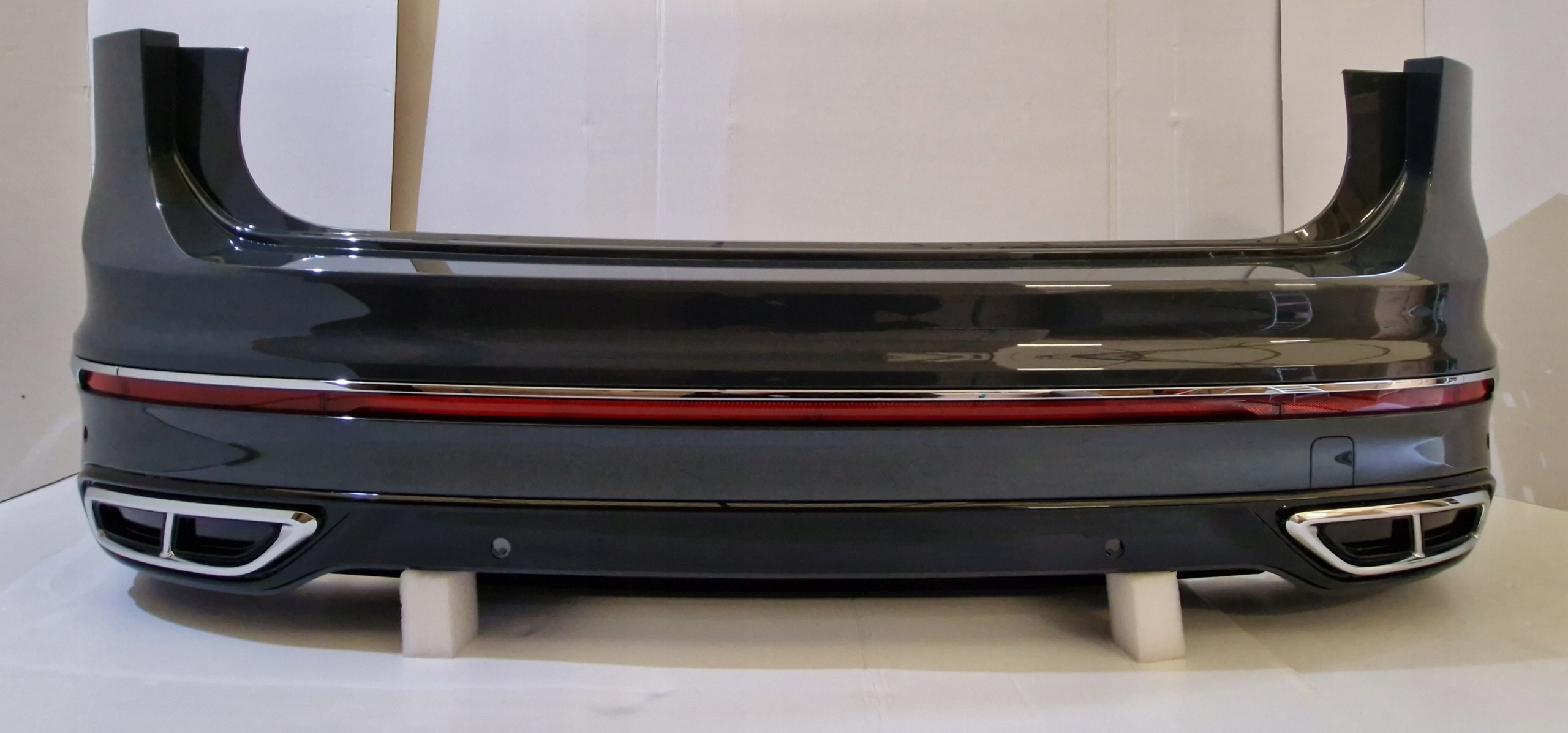 TIGUAN II LIFT R-LINE ZDERZAK LC7Q TYŁ 6PDC 5NA