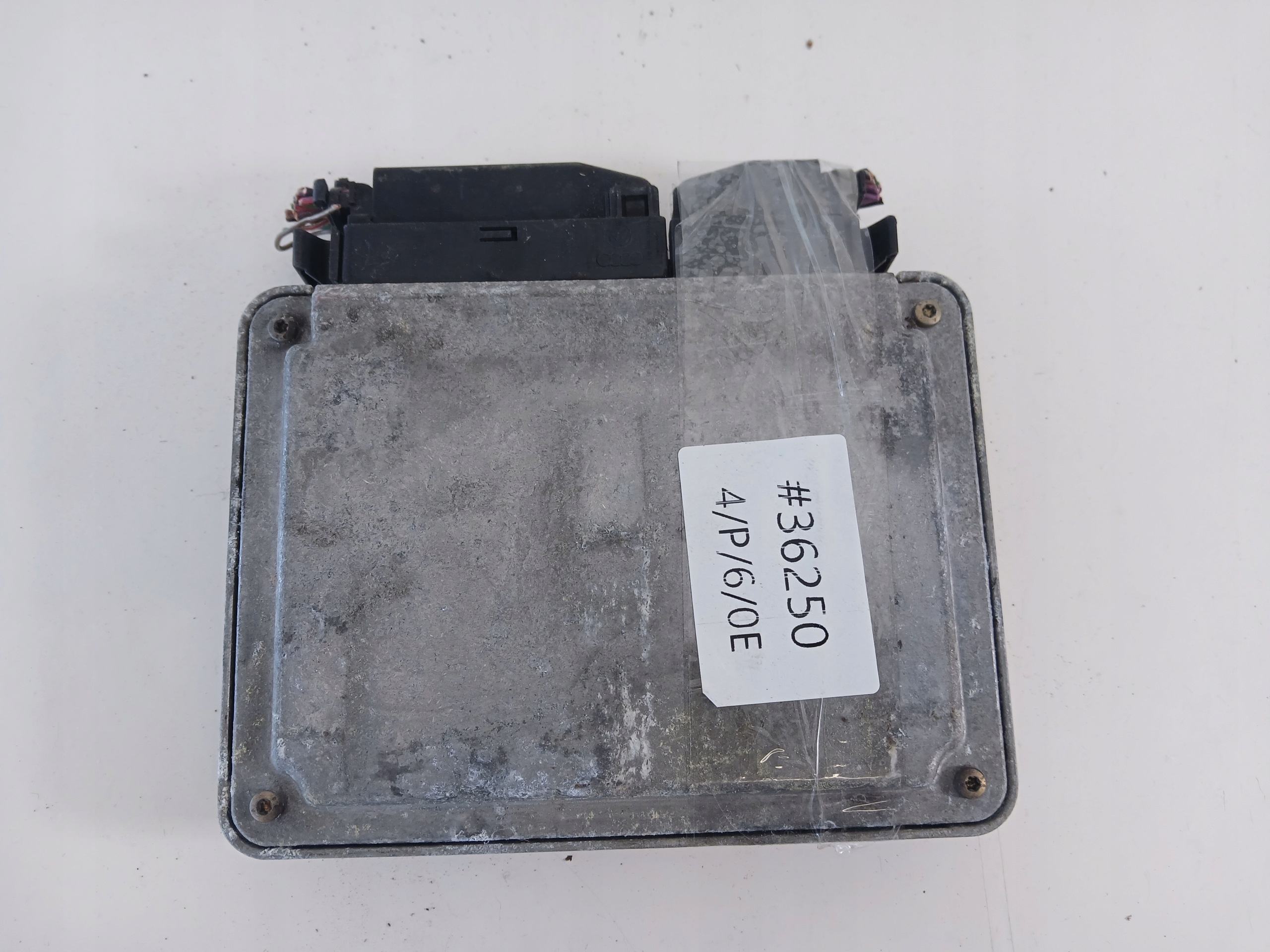 AUDI A3 8L 1.8 T control unit of the engine 06A906018AQ