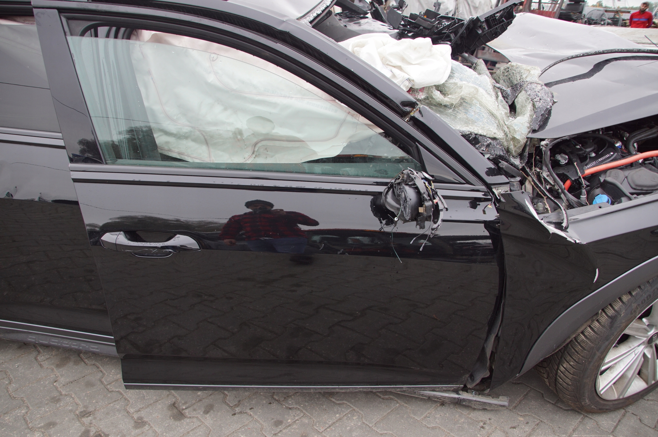 door right front LY92 AUDI A6 C8 ALLROAD 2021