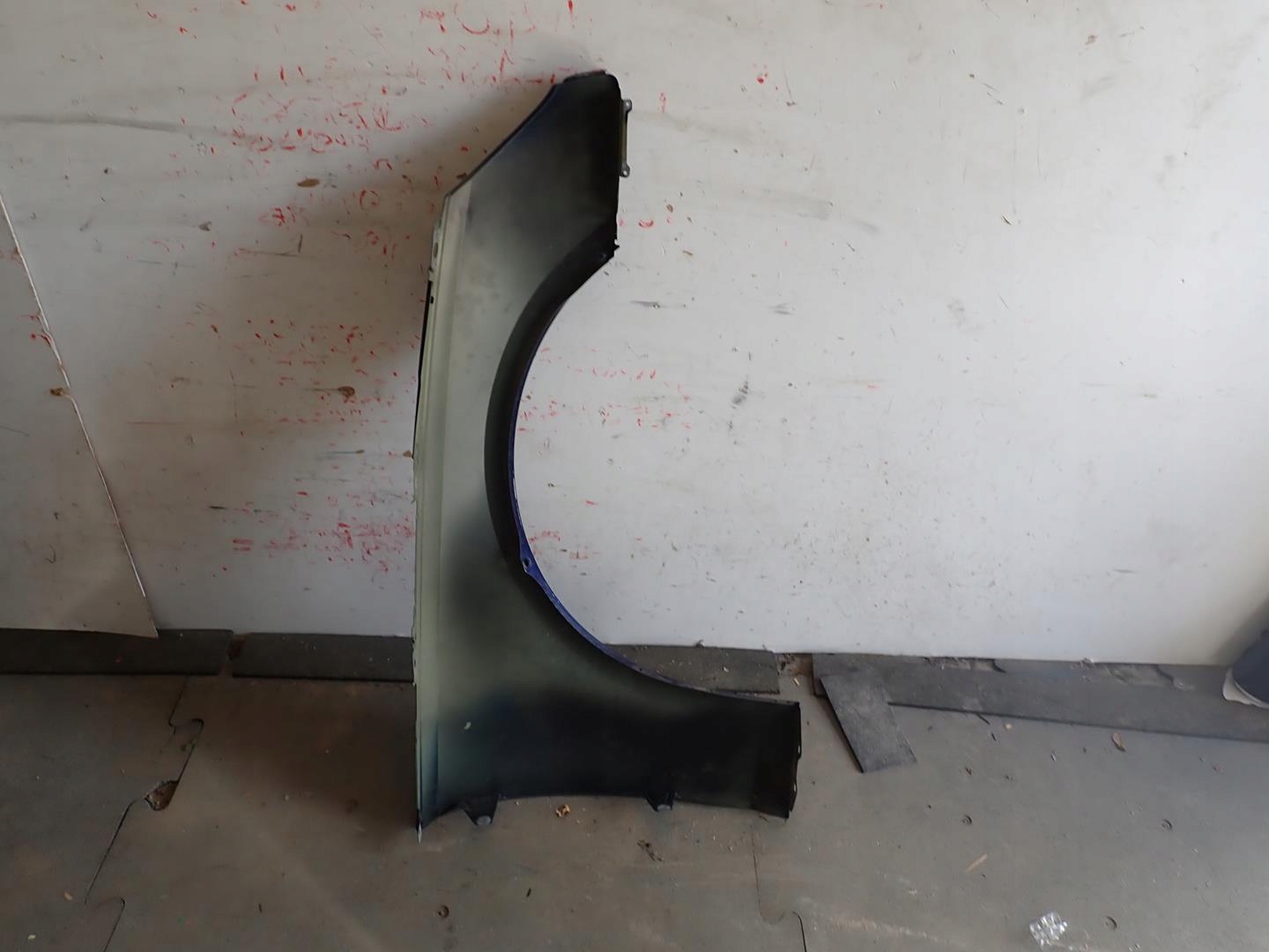 fender front front left AUDI A4 B9 LIFT 2019- 8W