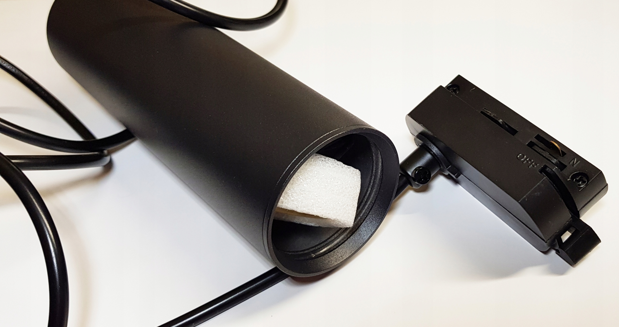 LAMPA WISZĄCA ZWIS na szynę sufiowa TUBA 17cm GU10 Marka LED-ONE