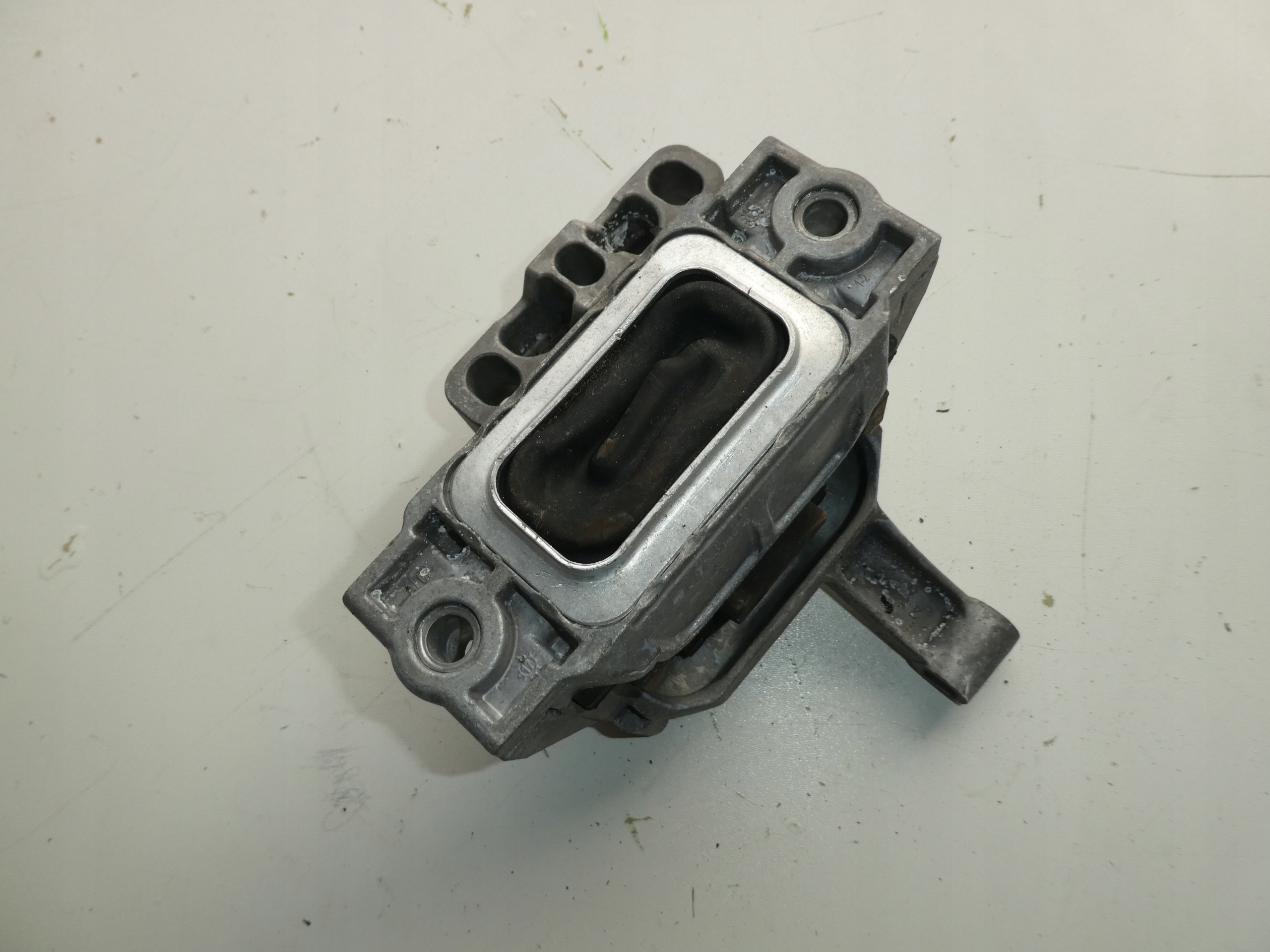 VW AUDI SKODA engine mount 5N0199262