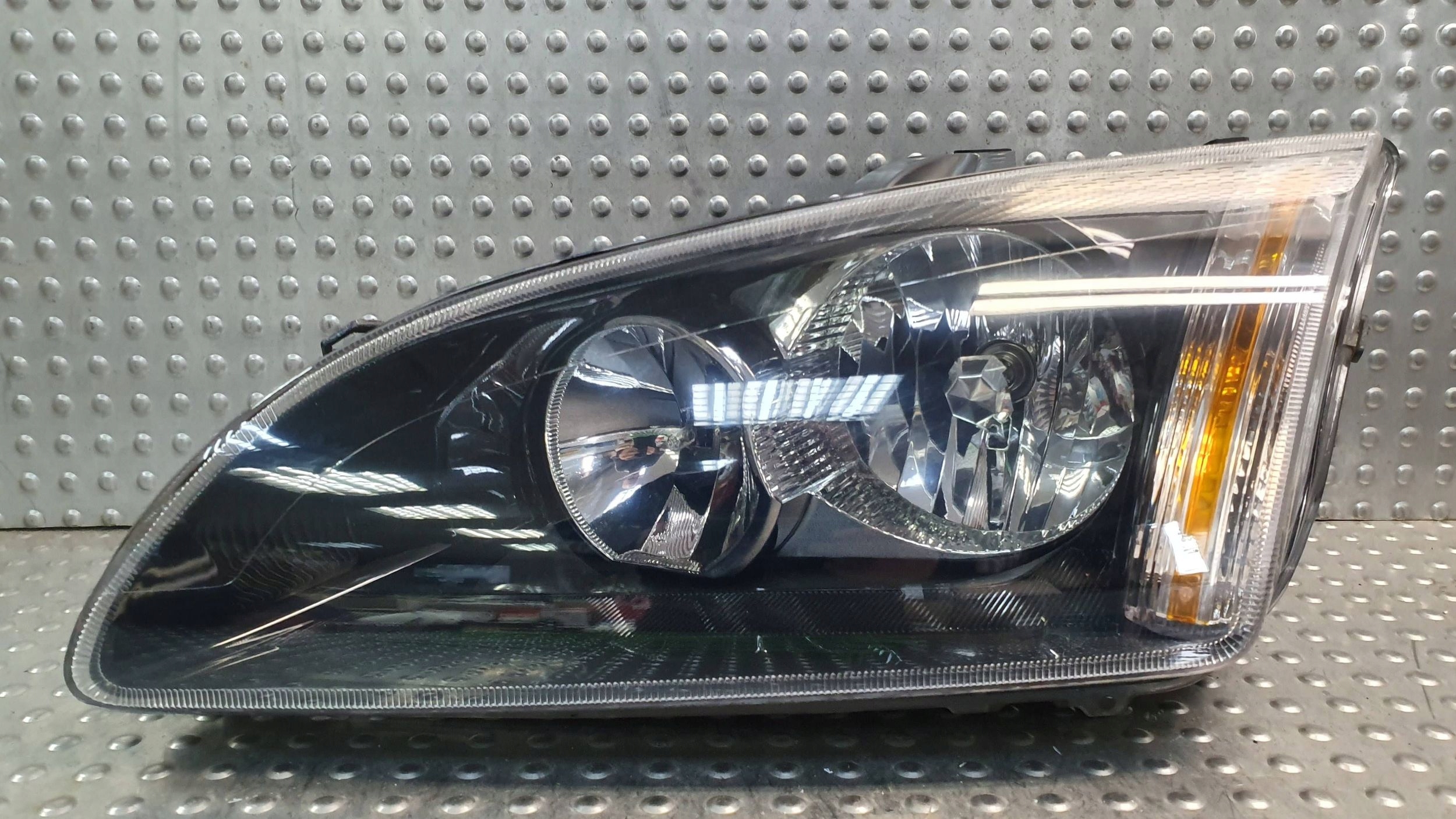 Licht vorne links FORD FOCUS MK2 04