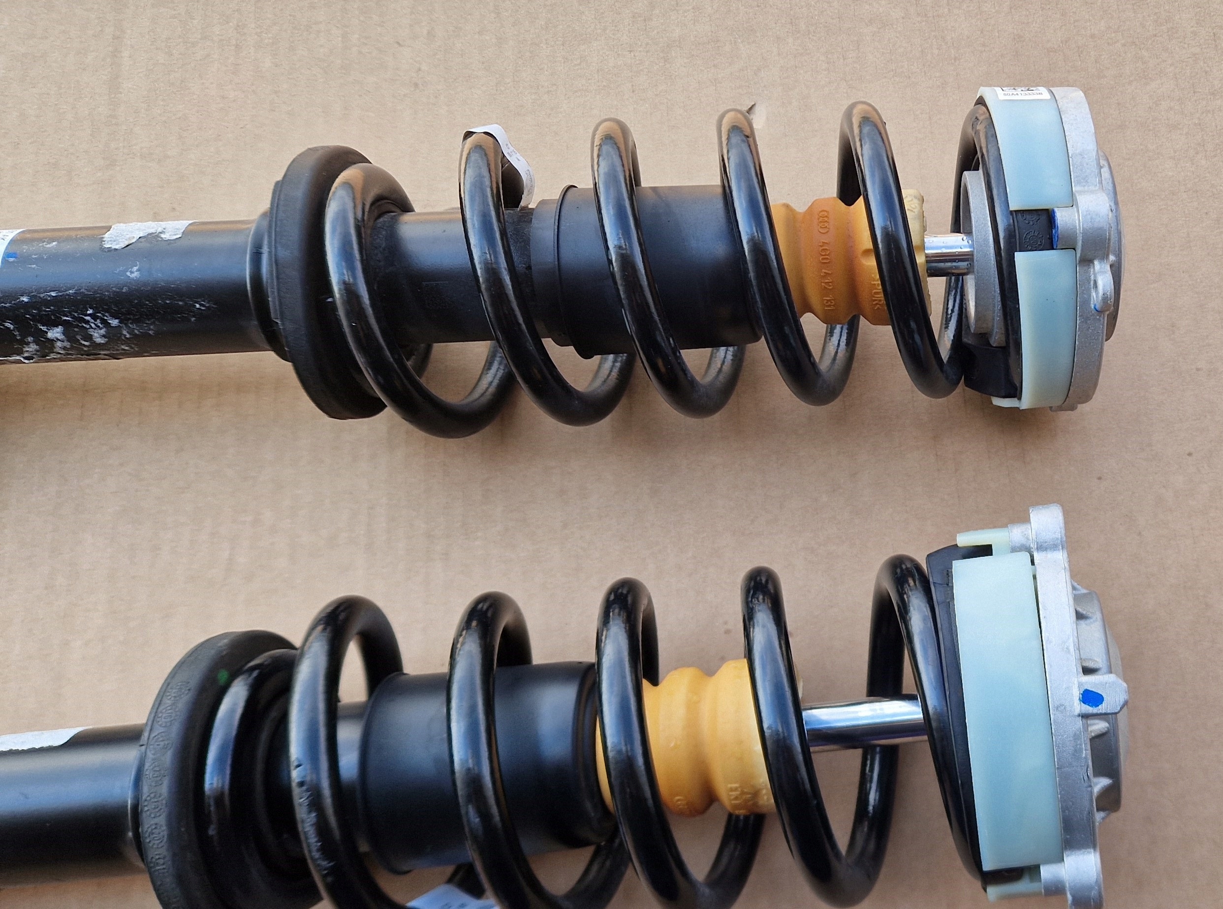 shock absorber AUDI Q5 80A413031AK front as new original 2023 ROK