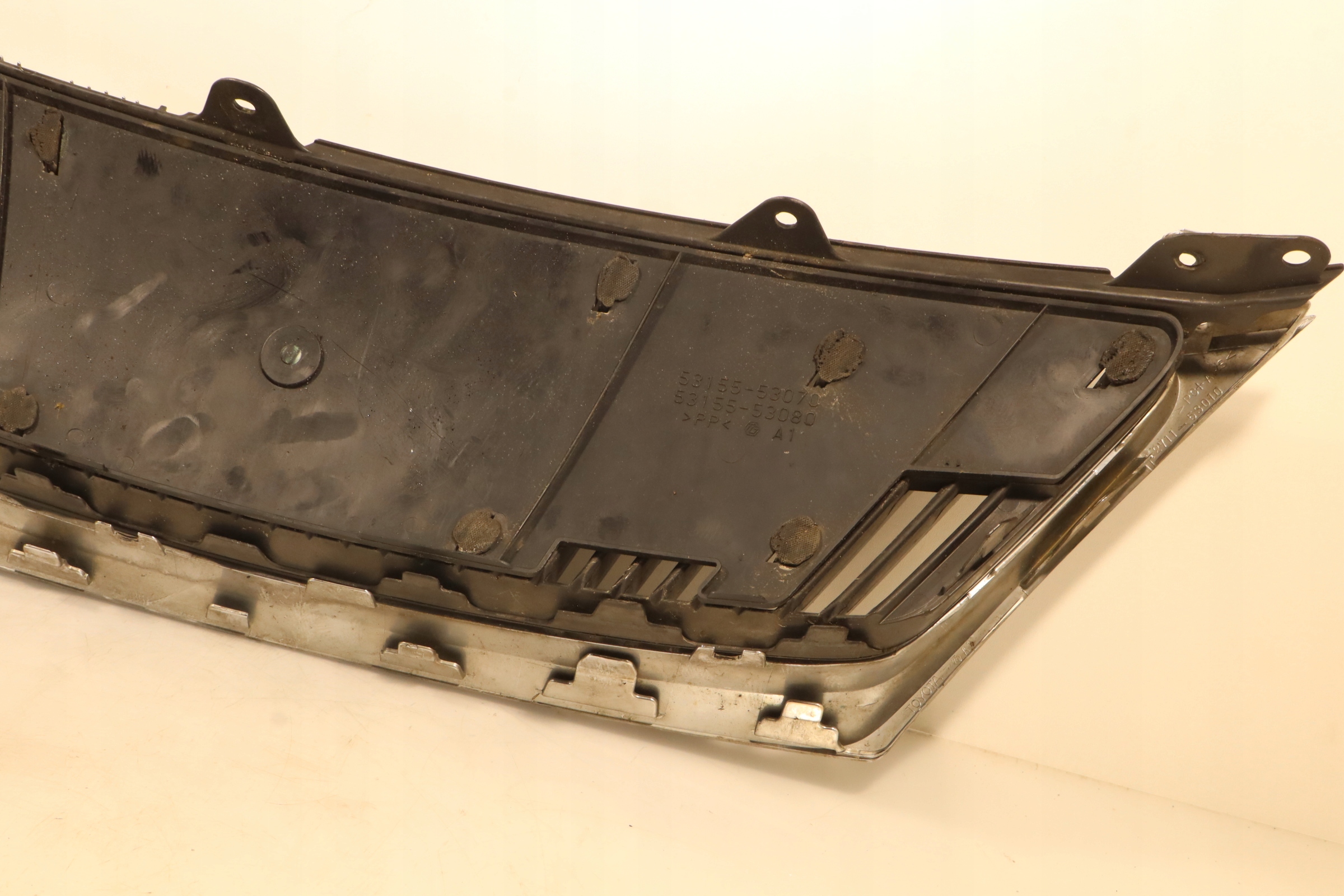 решетка радиатора lexus IS 2 II 220