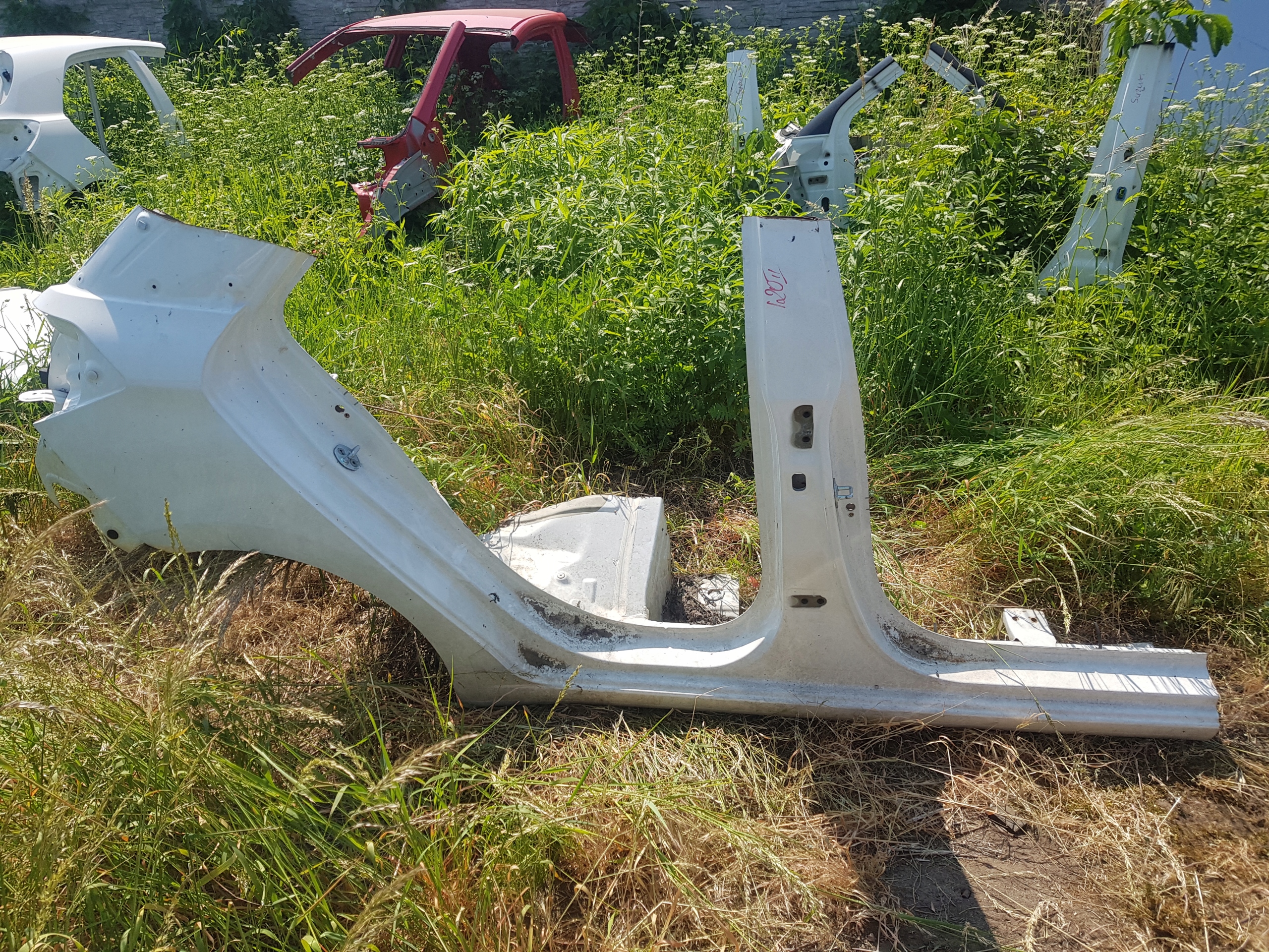 HYUNDAI I20 II 5D quarter fender right rear part threshold 2014