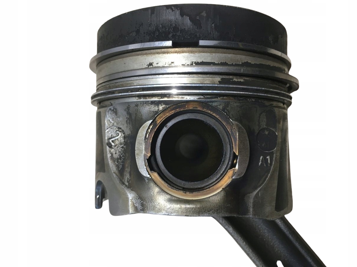 поршень vw PASSAT B5 FL Audi A4 B6 1.9 tdi 038J 79L79