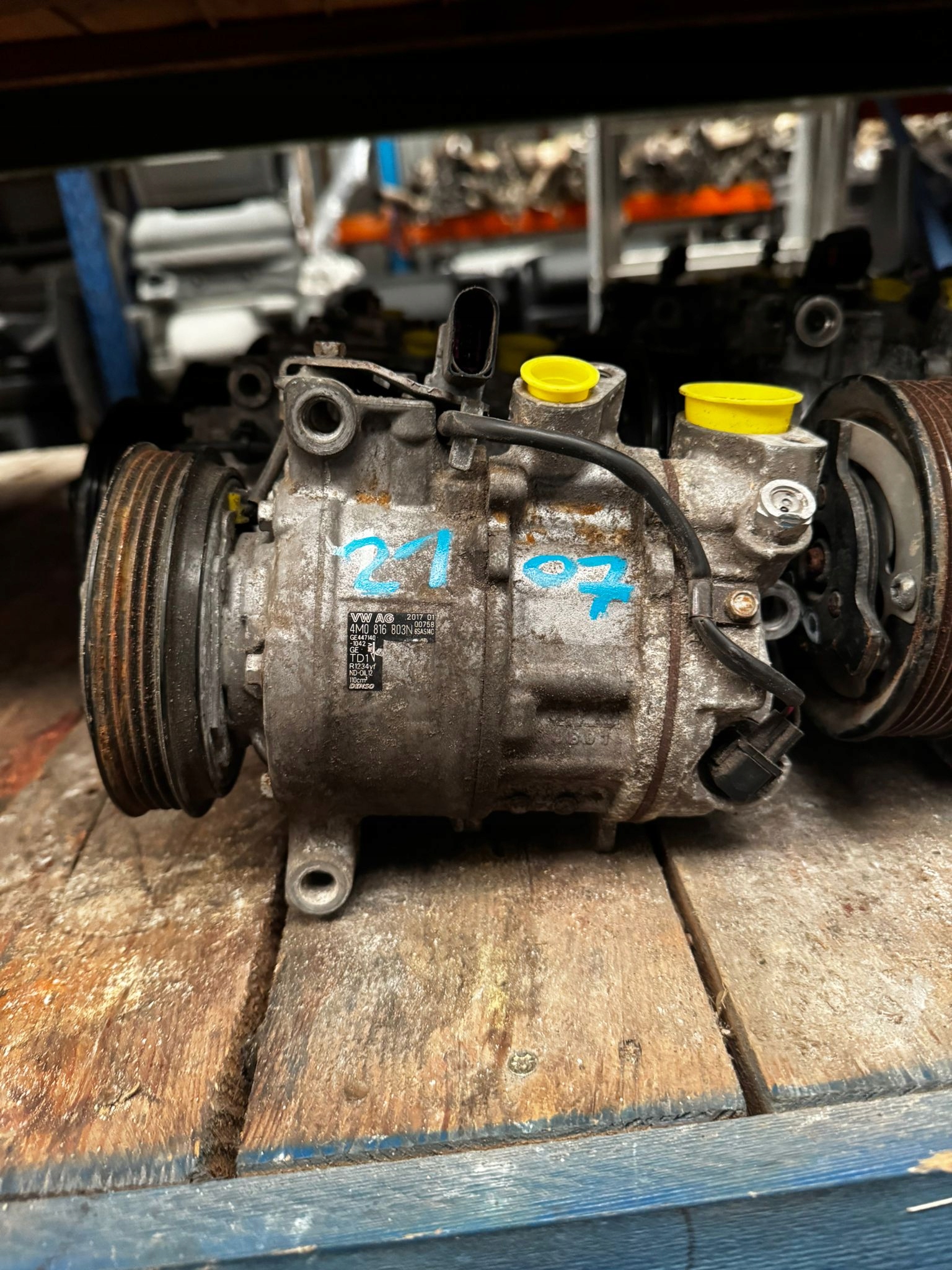 2107. compressor KLIMATYZACJA 4M0816803N