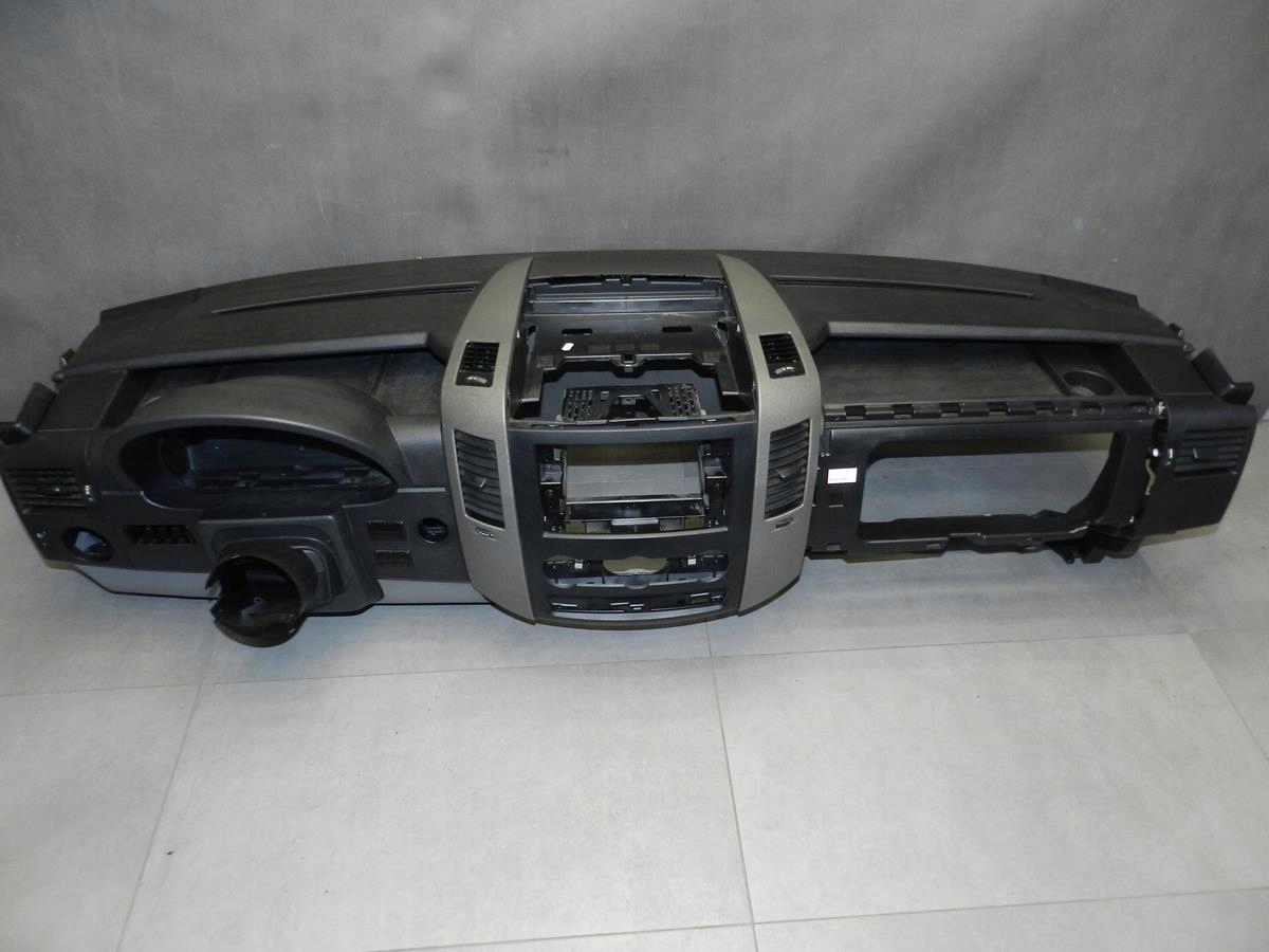 VW CRAFTER dashboard cockpit console