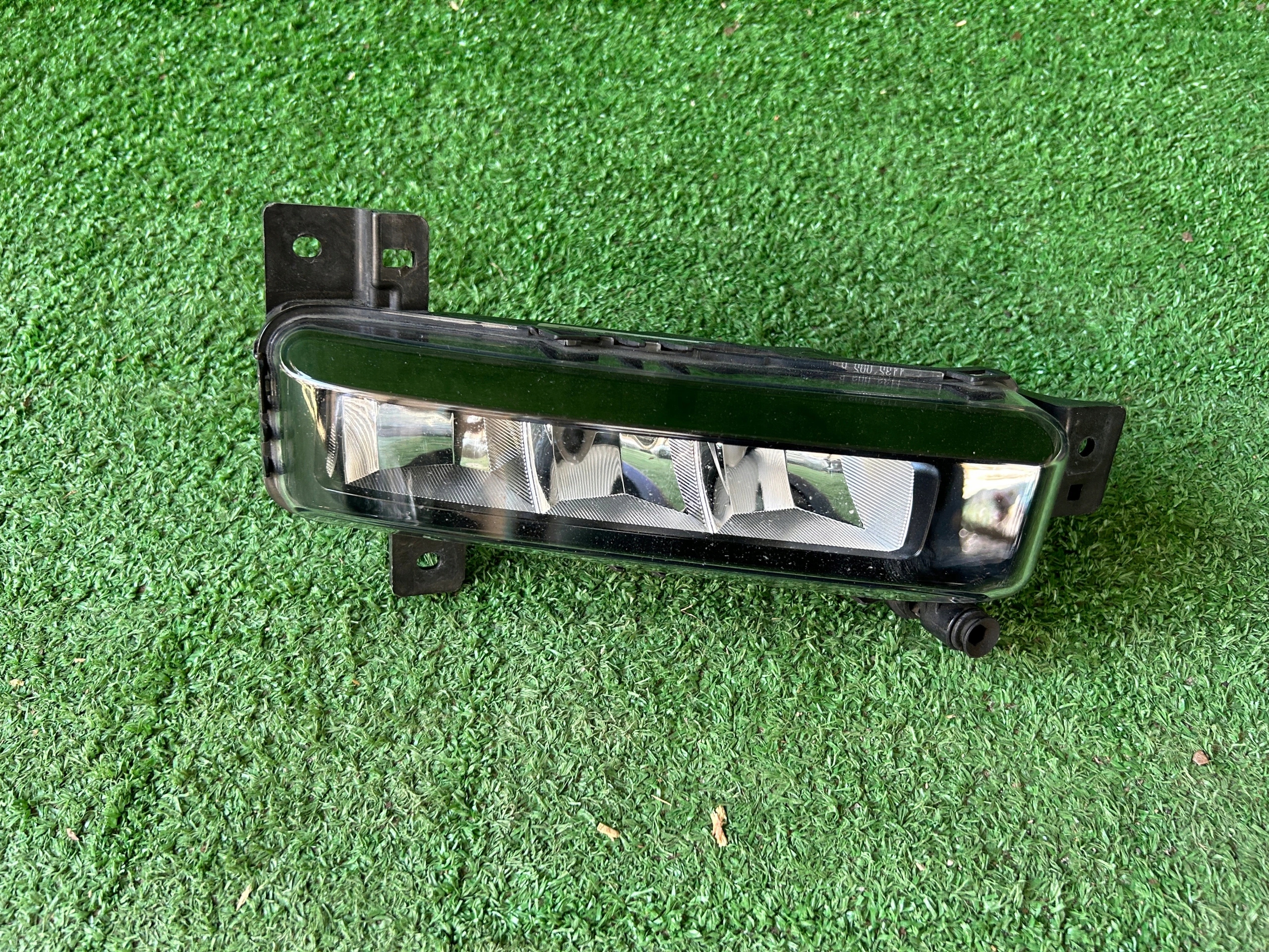 Bmw 1 F40 DRL led right front front 11321040000