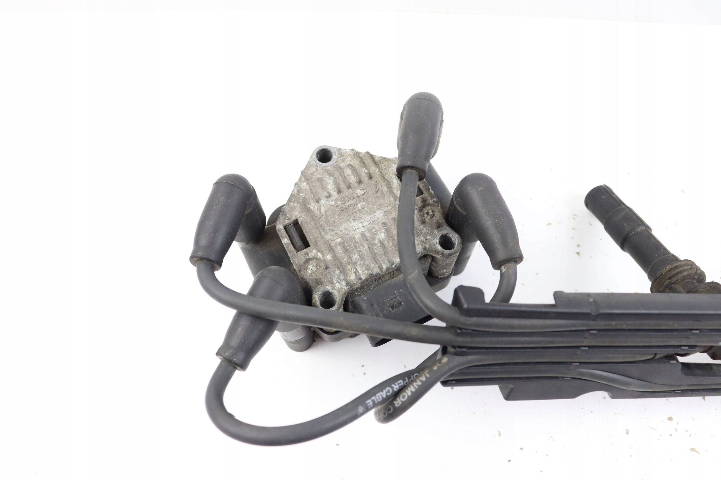 AUDI A4 B5 VW GOLF IV TOLEDO II coil ignition BOSCH 1.6 032905106B