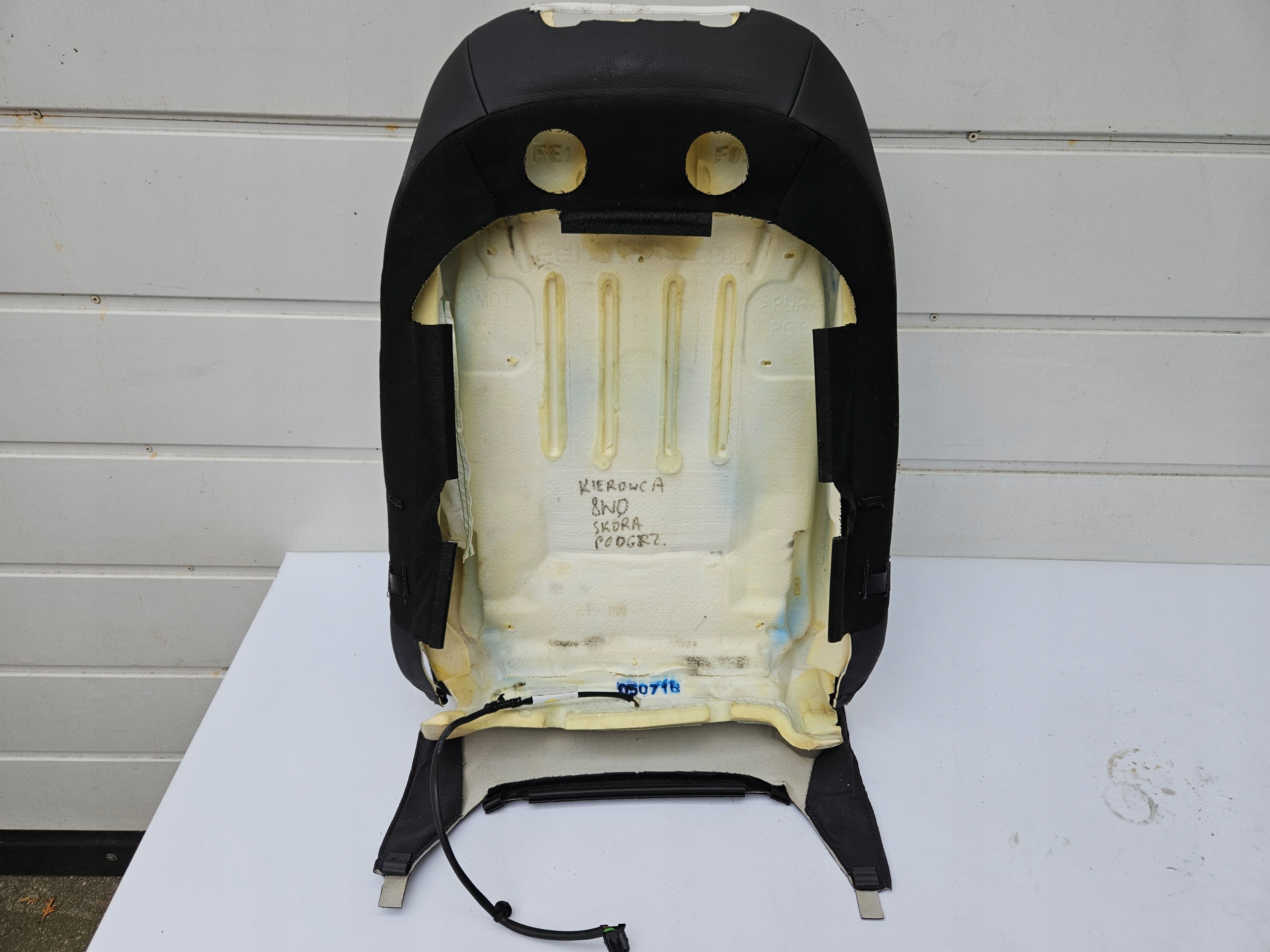 OPARCIE seat driver´s leather AUDI A4 B9 8W side heated USA