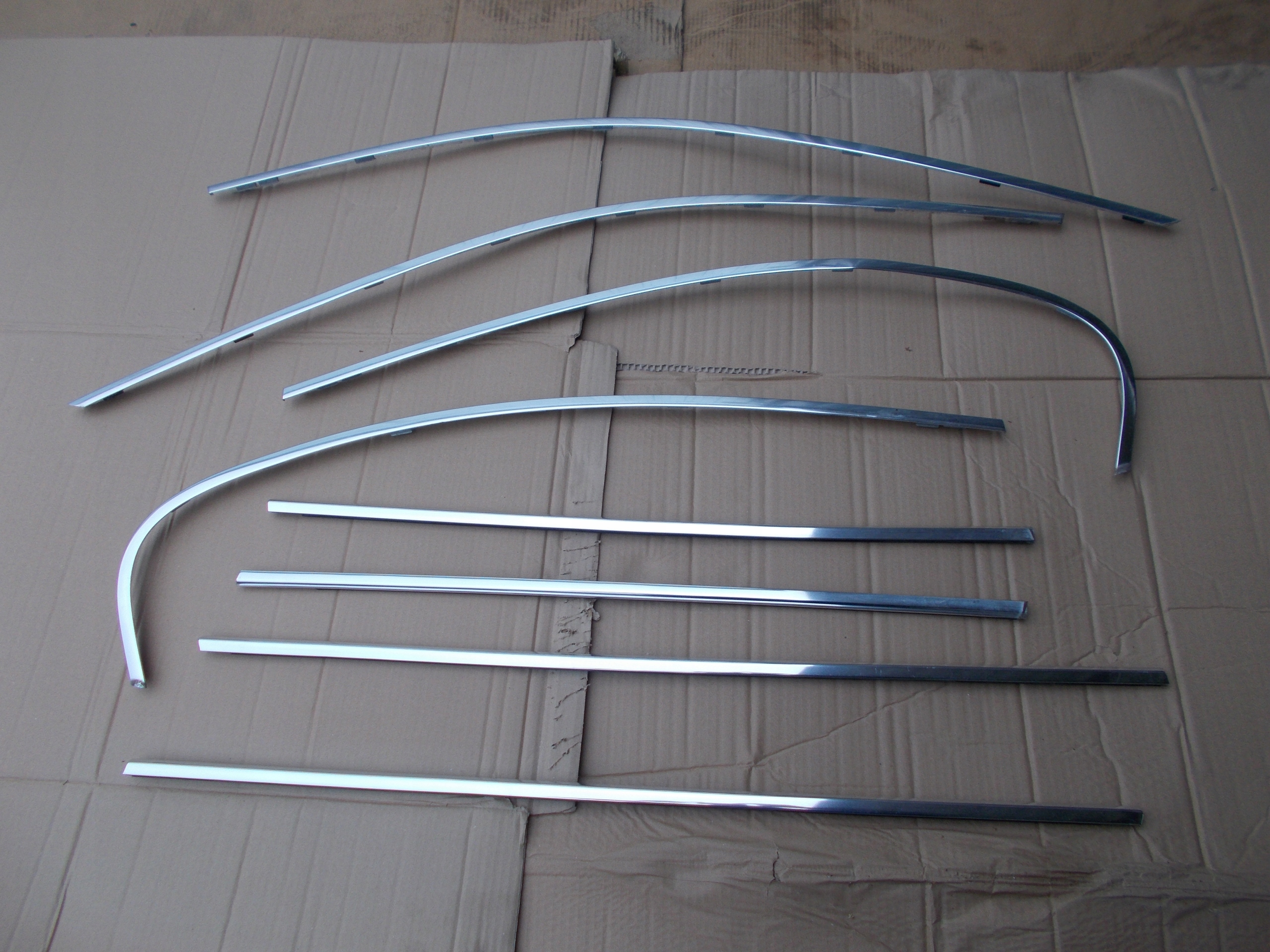 LISTWY BOCZNE NA DRZWI CHROM BMW E60 SEDAN