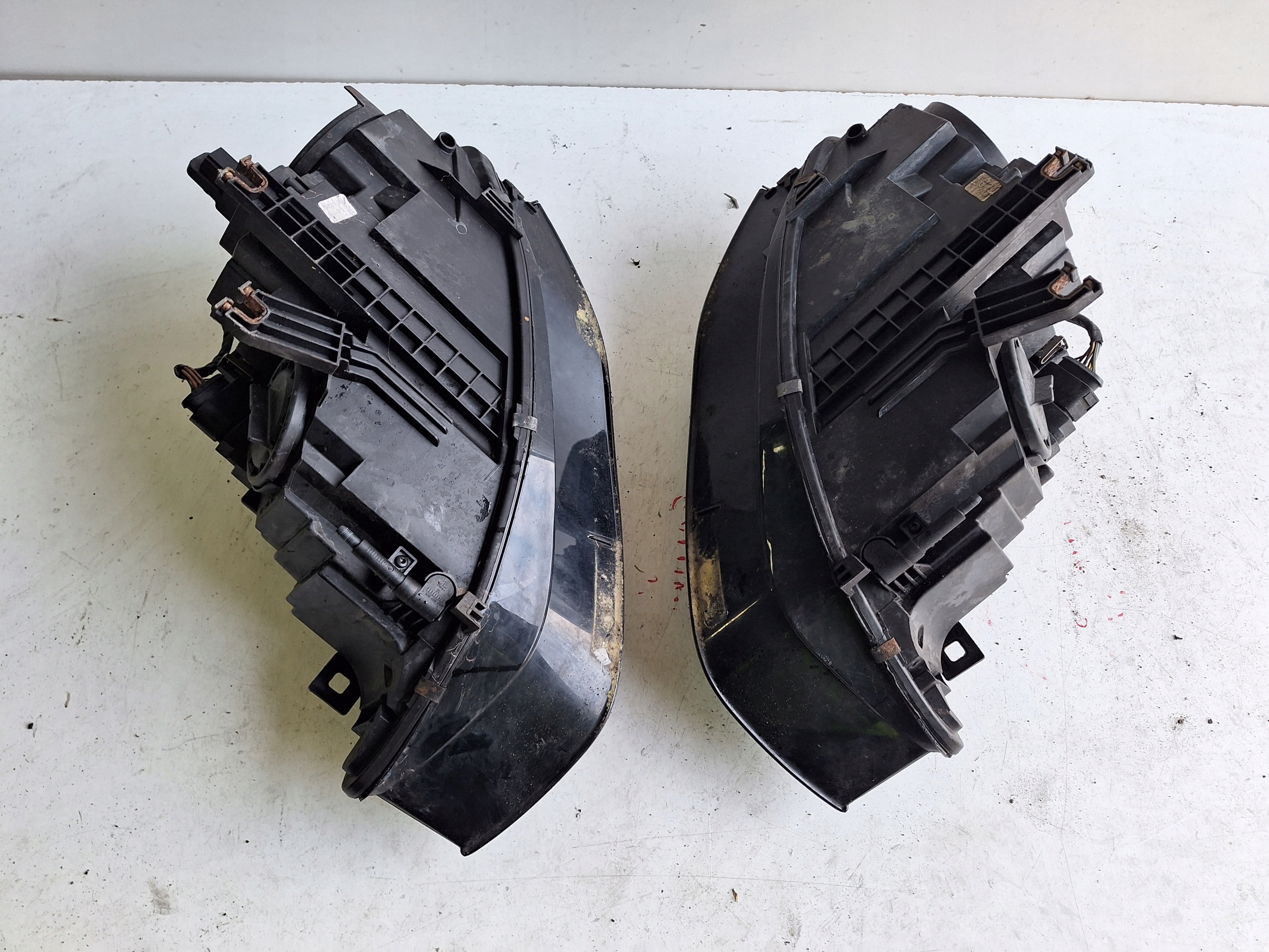 AUDI A4 B8 8K LIFT 11-16 light right UK