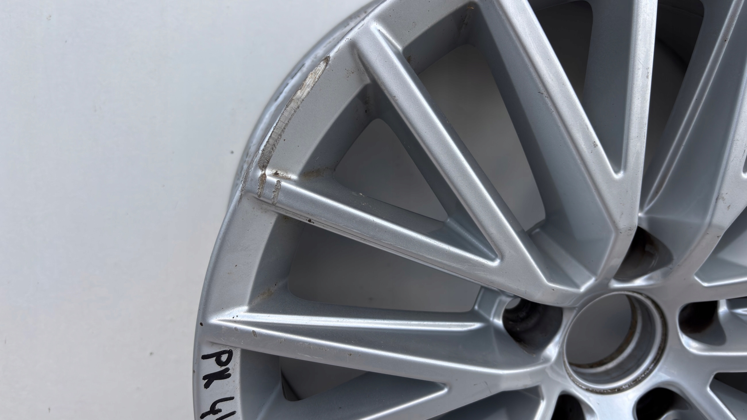 disk disk VW SCIROCCO 7JX17 ET33 5X112 1K8601025L RKGM13
