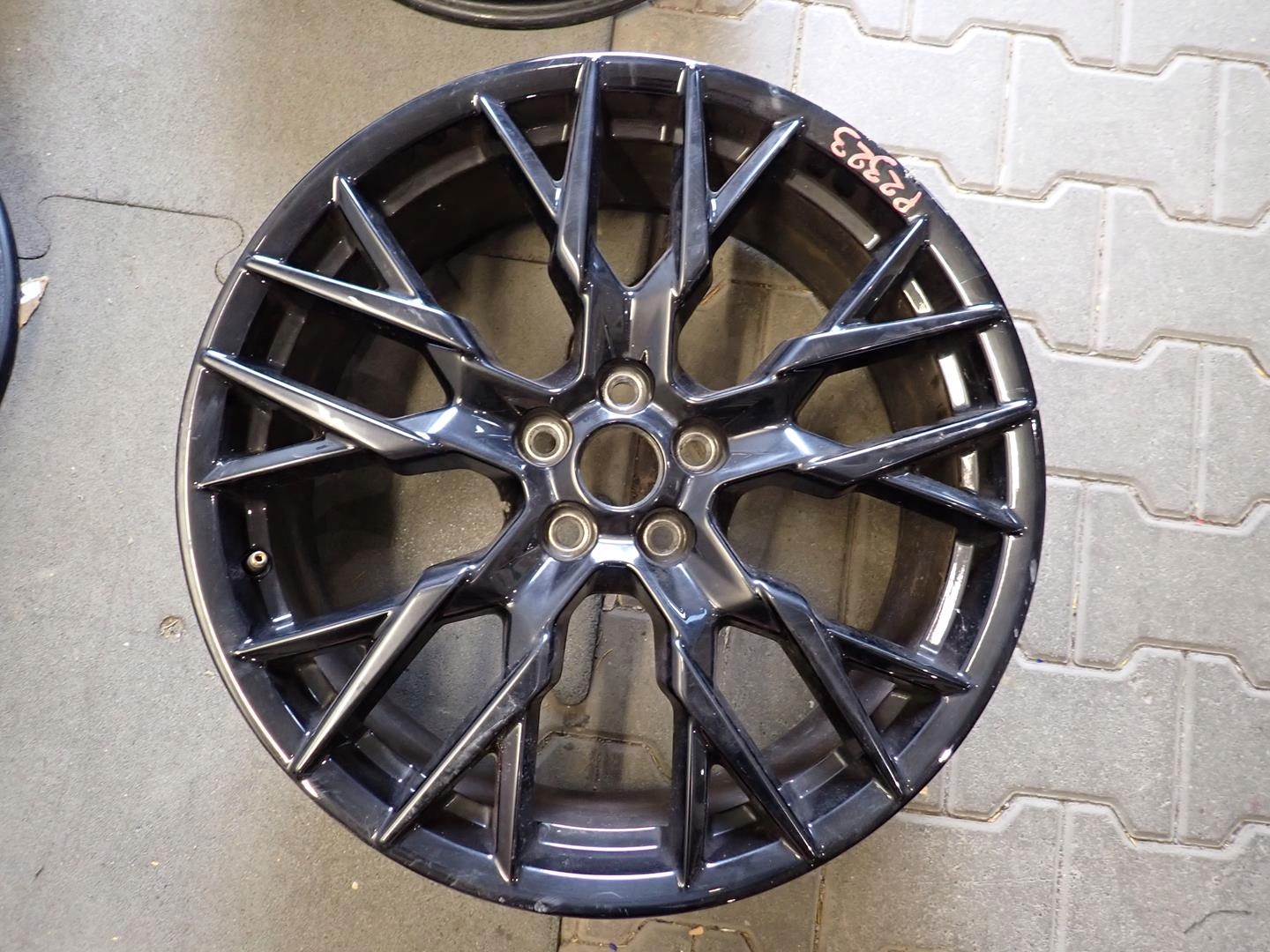 disk disk FORD 5x108 ET55 8J 20" NV4J-1007-A
