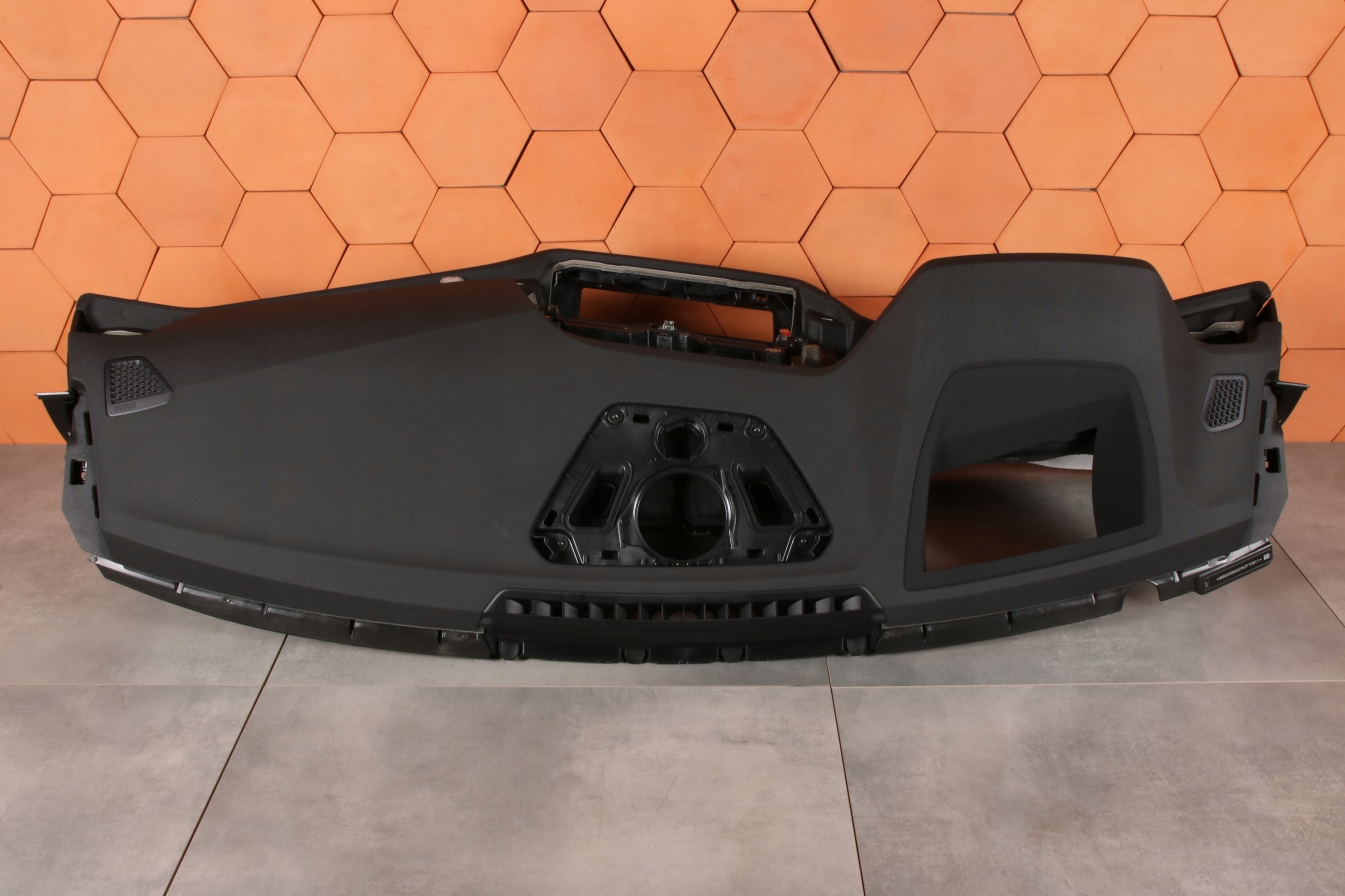 BMW G20 G21 G22 G23 G26 G42 M3 M4 dashboard instrument panel console black HEAD UP