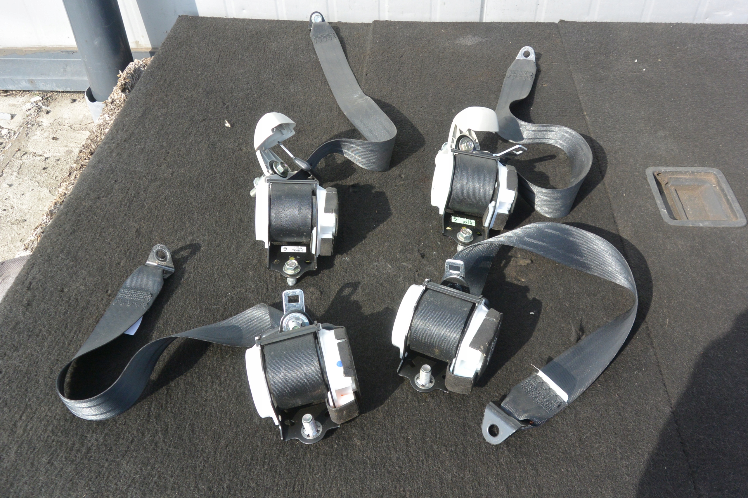 MAZDA CX9 II 16- GURTEN SICHERHEITS HECK LINKS RECHTS
