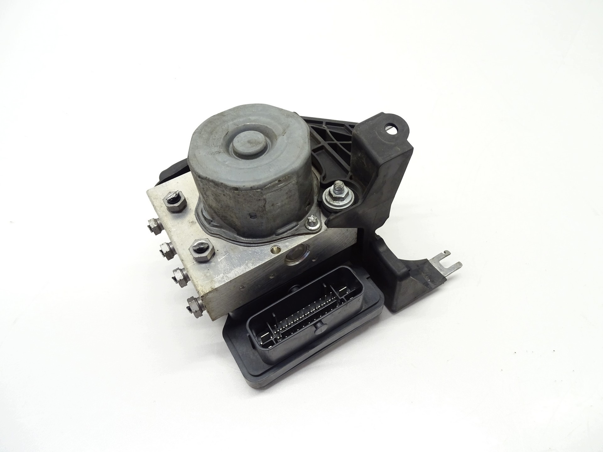 servofreno ABS MERCEDES A W176 CLA W117 A0004313700