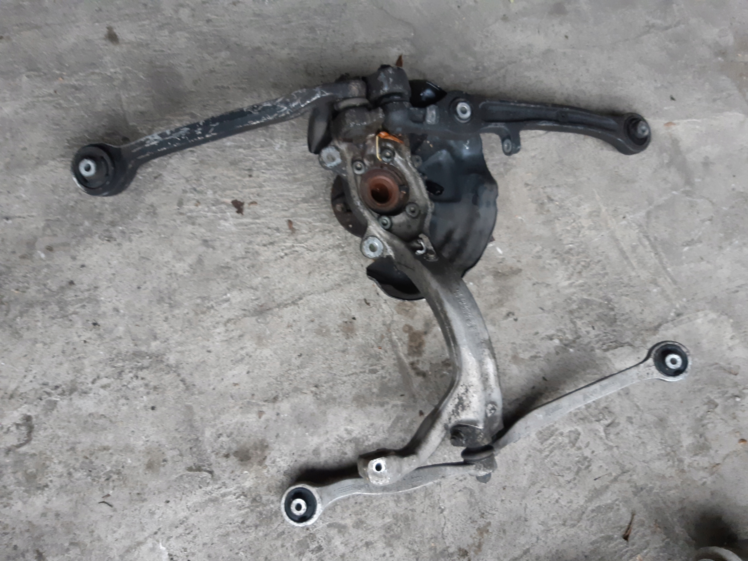 AUDI A6 C6 swing right front right front 4F0258